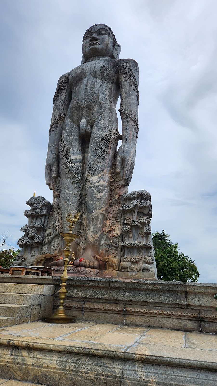 Shri Bhagwan Bahubali Digambar Jain Statue