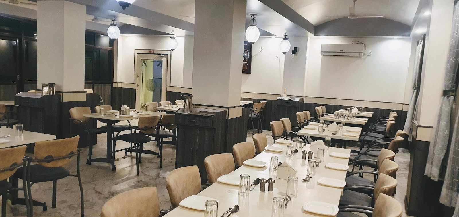 Poonam Pure Veg Restaurant