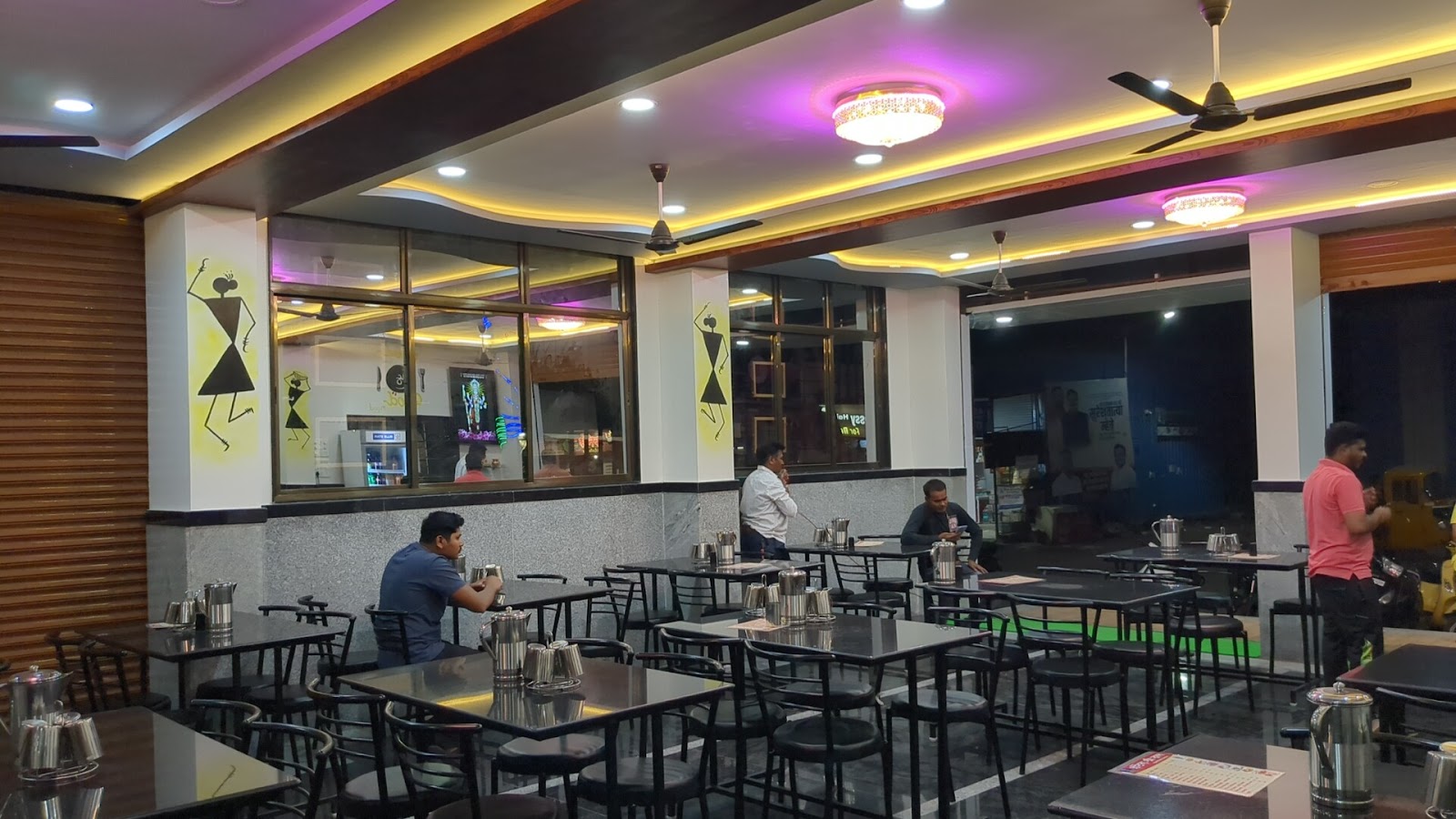 Hotel Shree Datta & Snacks Centre
