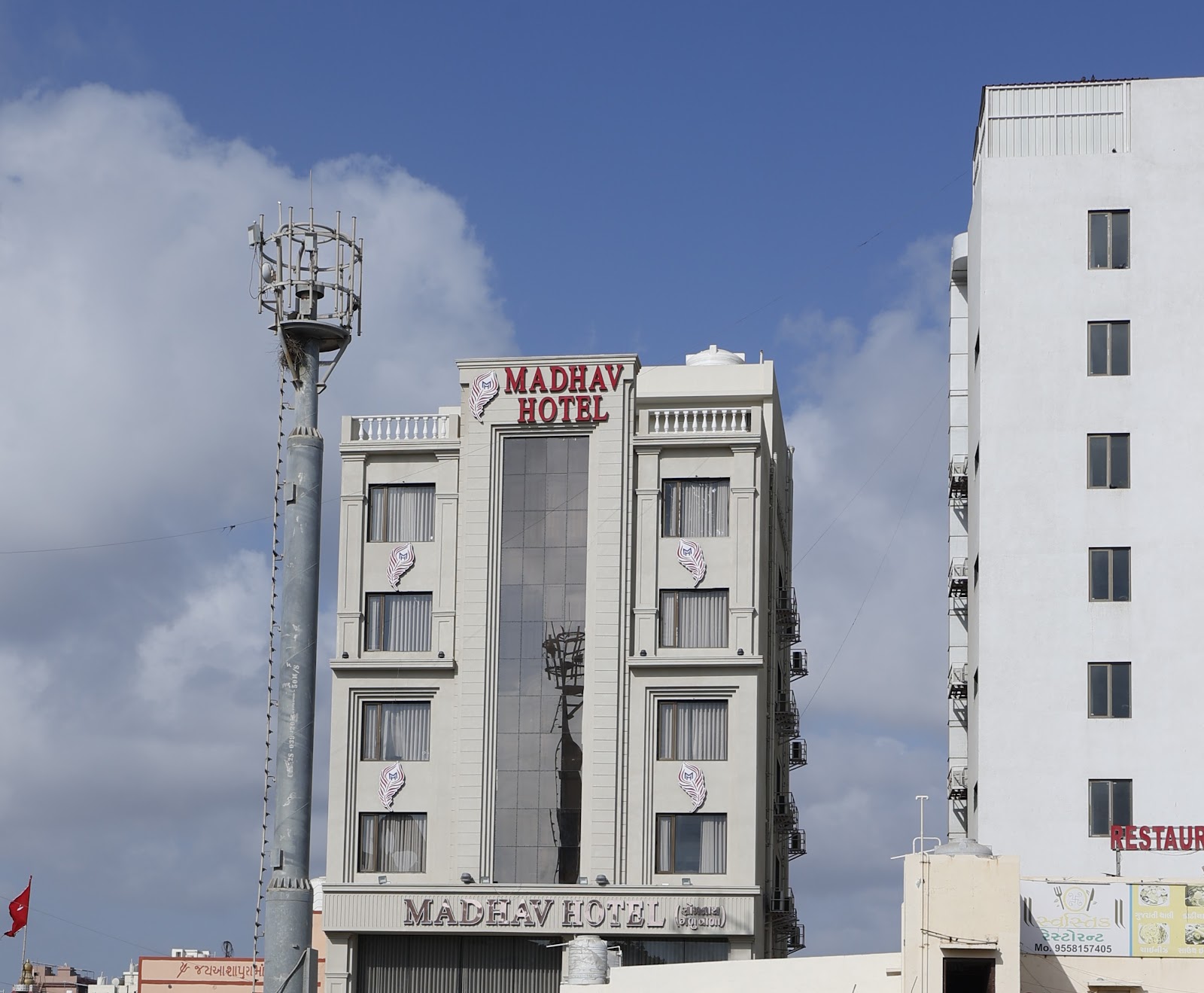 MADHAV HOTEL & KATHIYAWADI RESTAURANT (SOMANATH GADU VALA)SEA + TEMPLE VIEW ROOM