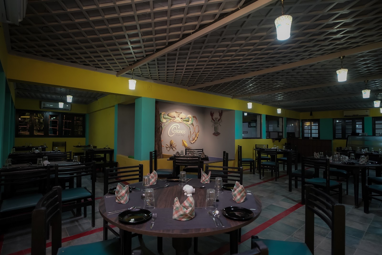 Oceanos Restaurant