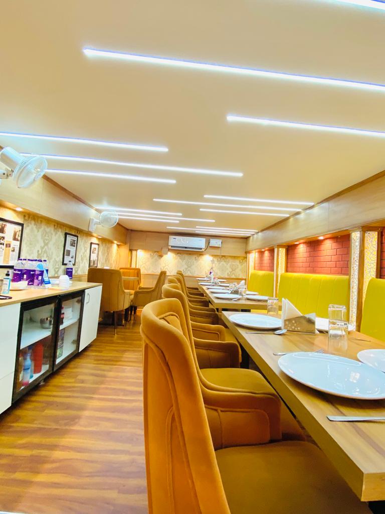 Moti Mahal Delux Tandoori Trail