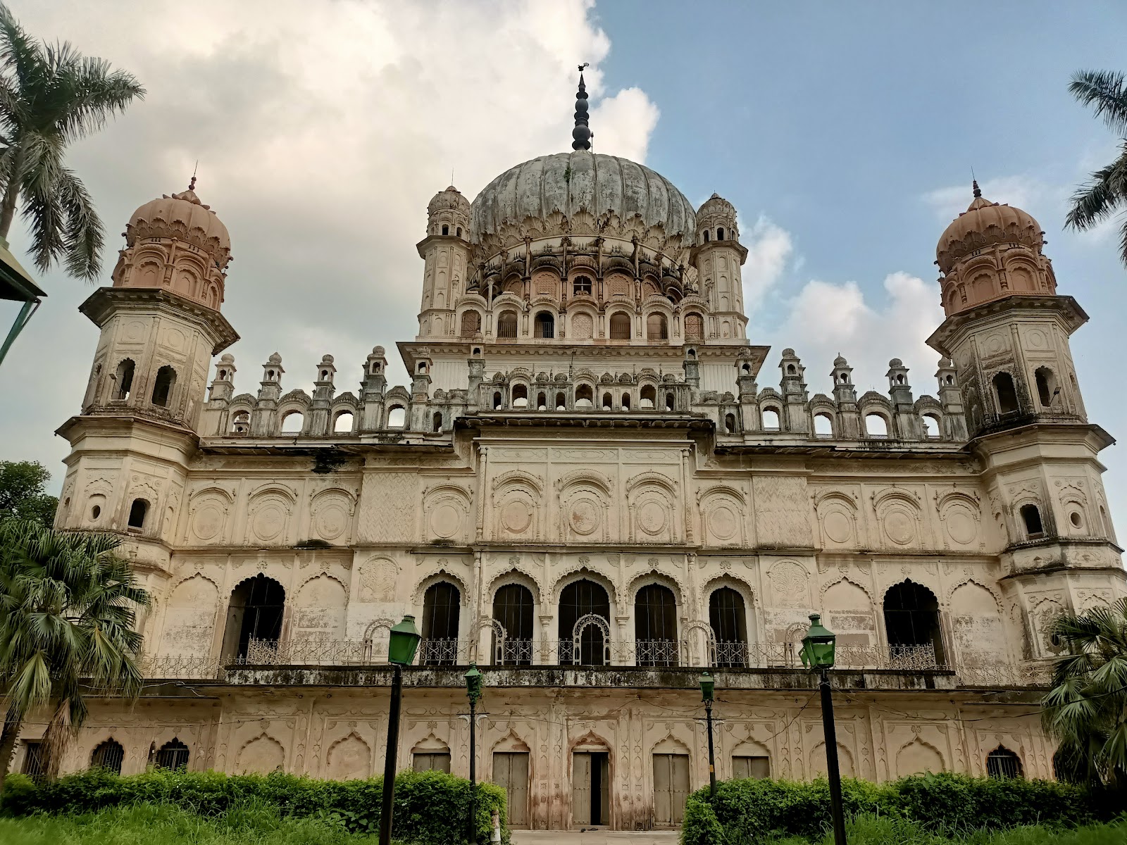 Tomb of Bahu Begum