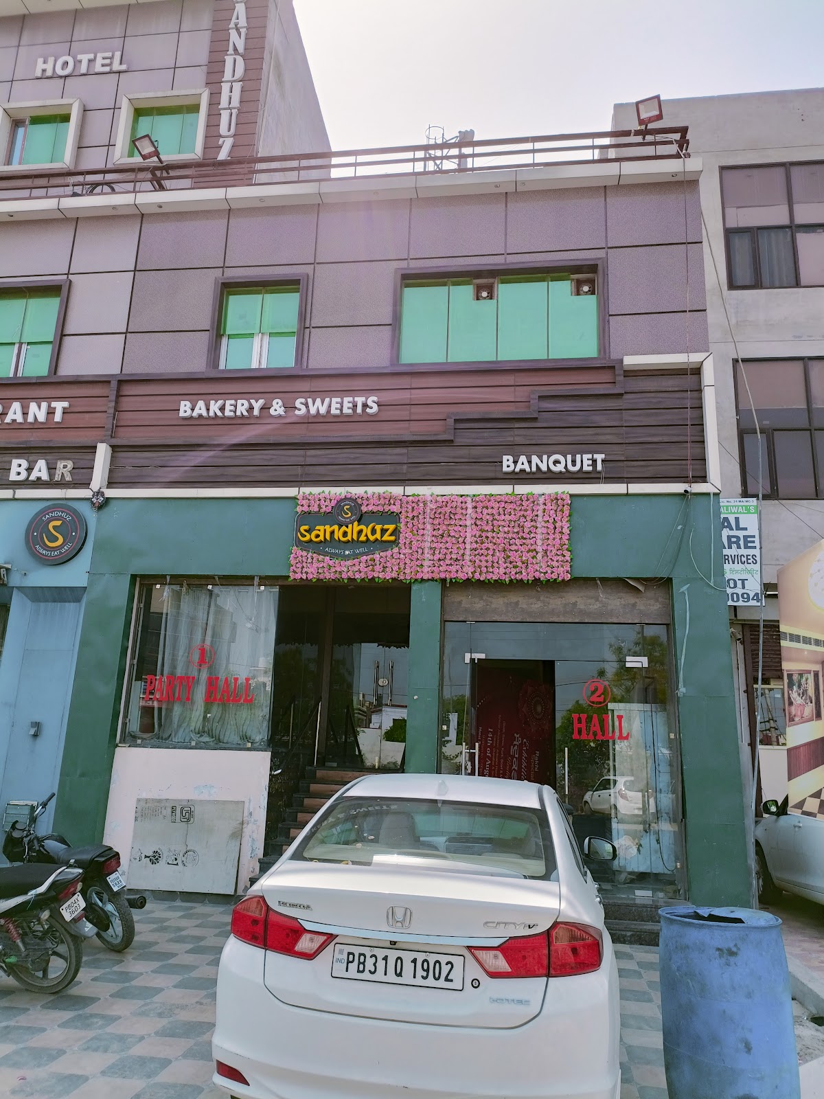 HOTEL SANDHUZ