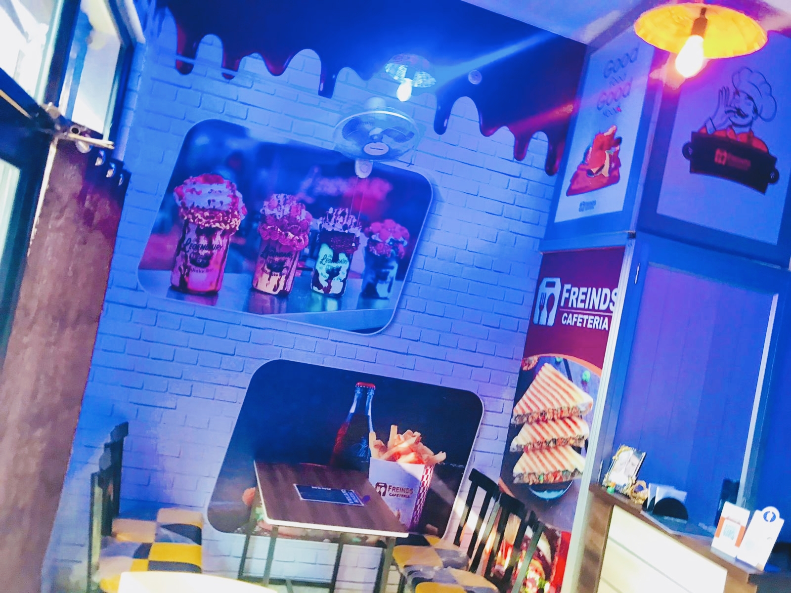 Friends cafeteria