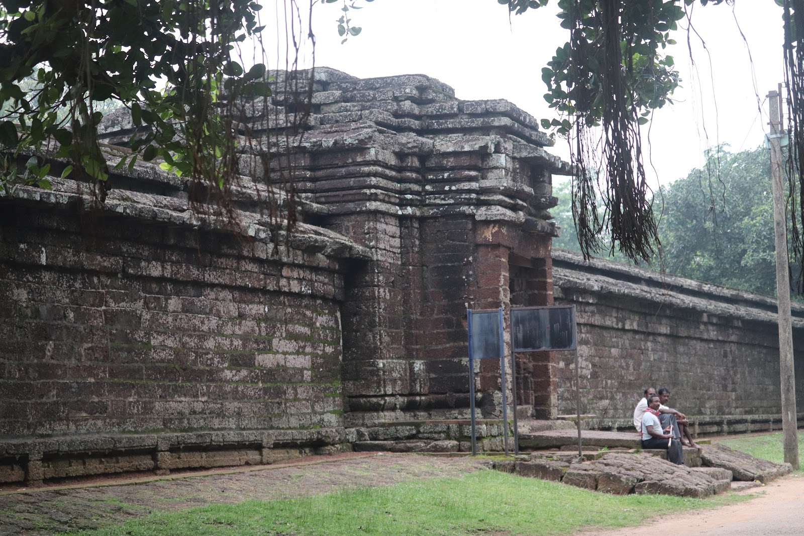 Kurumbera Fort