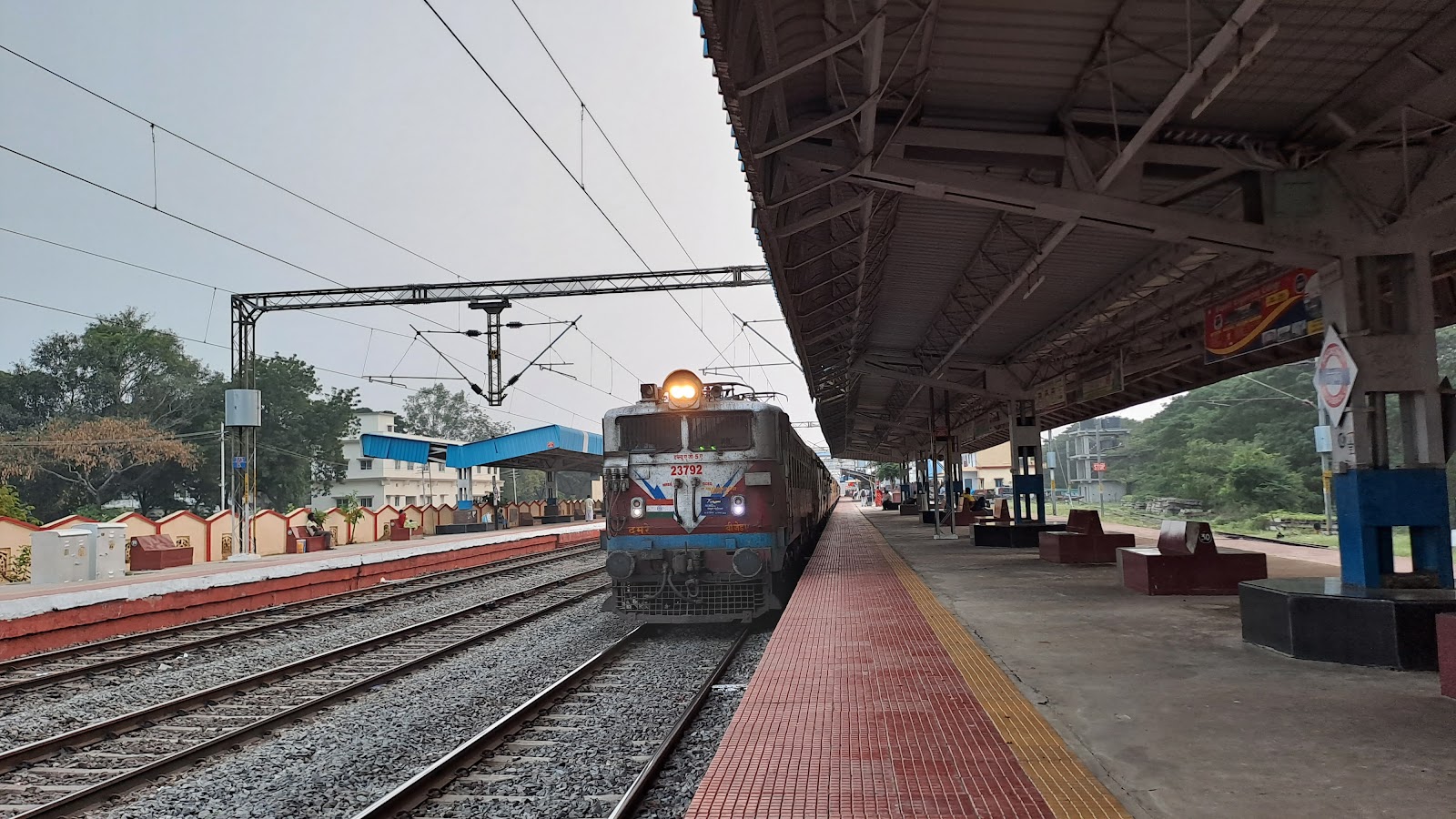 Ponnur
