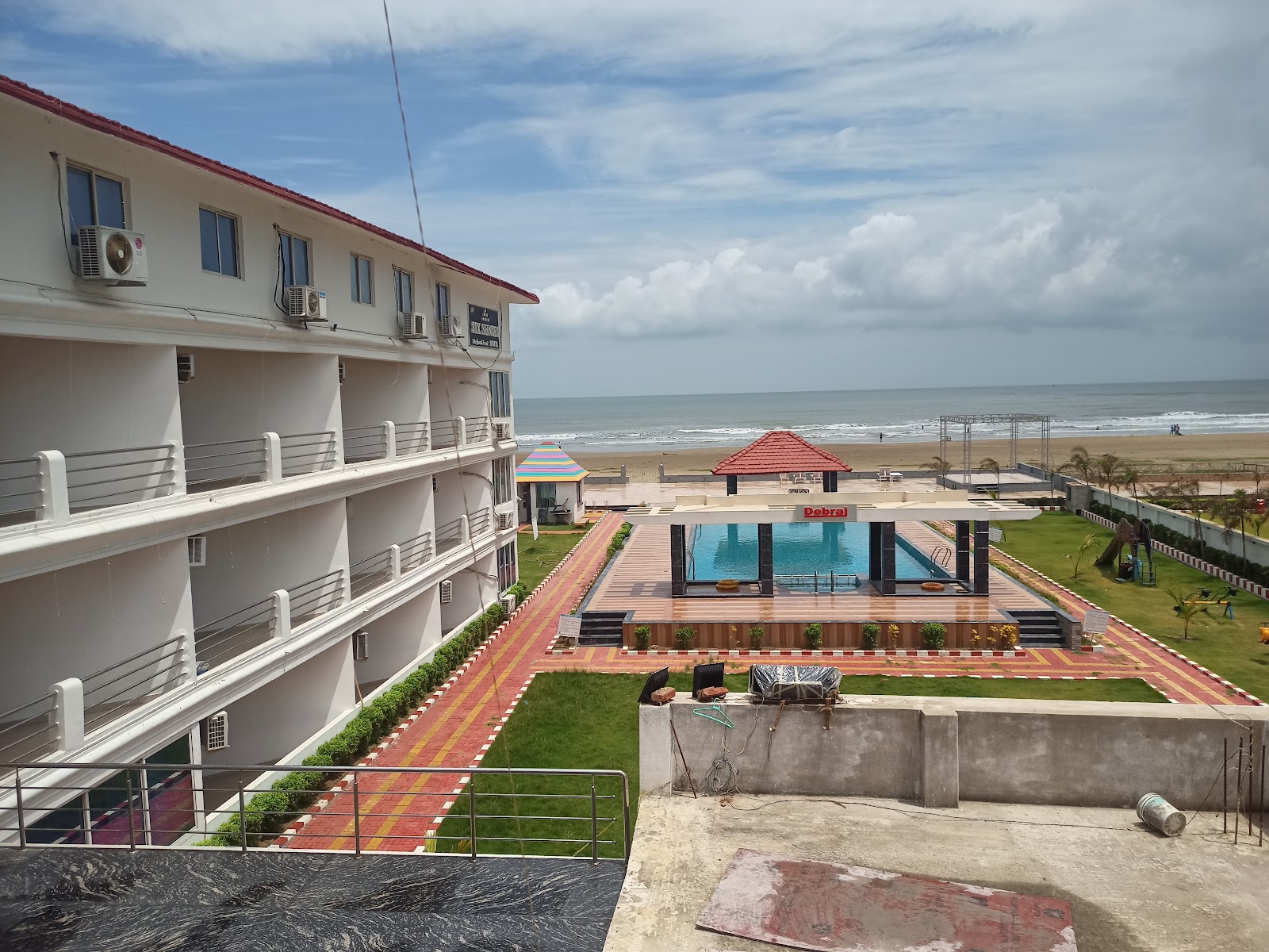 DEBRAJ BEACH RESORT-Mandarmani
