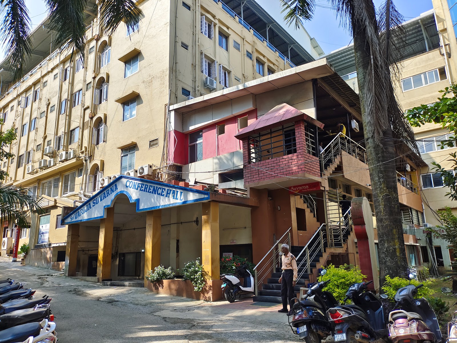 Suvarna Regency