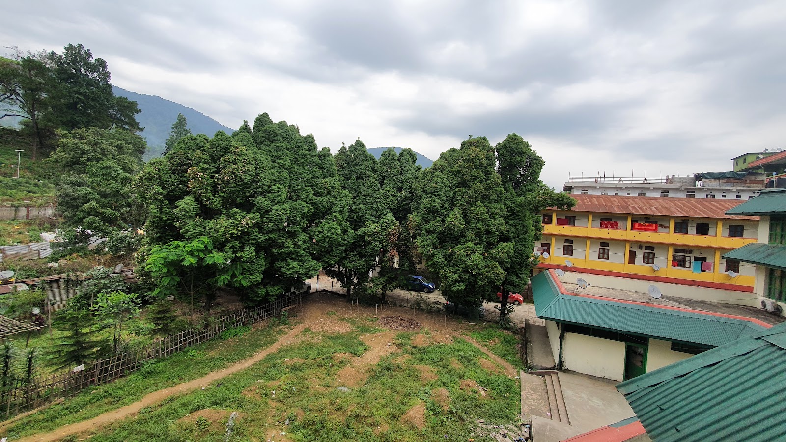 Hotel Subansiri