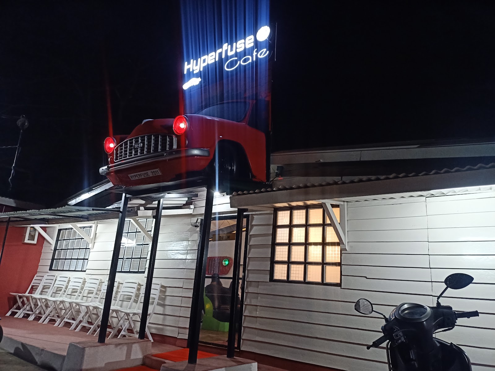 Hyperfuse Cafe