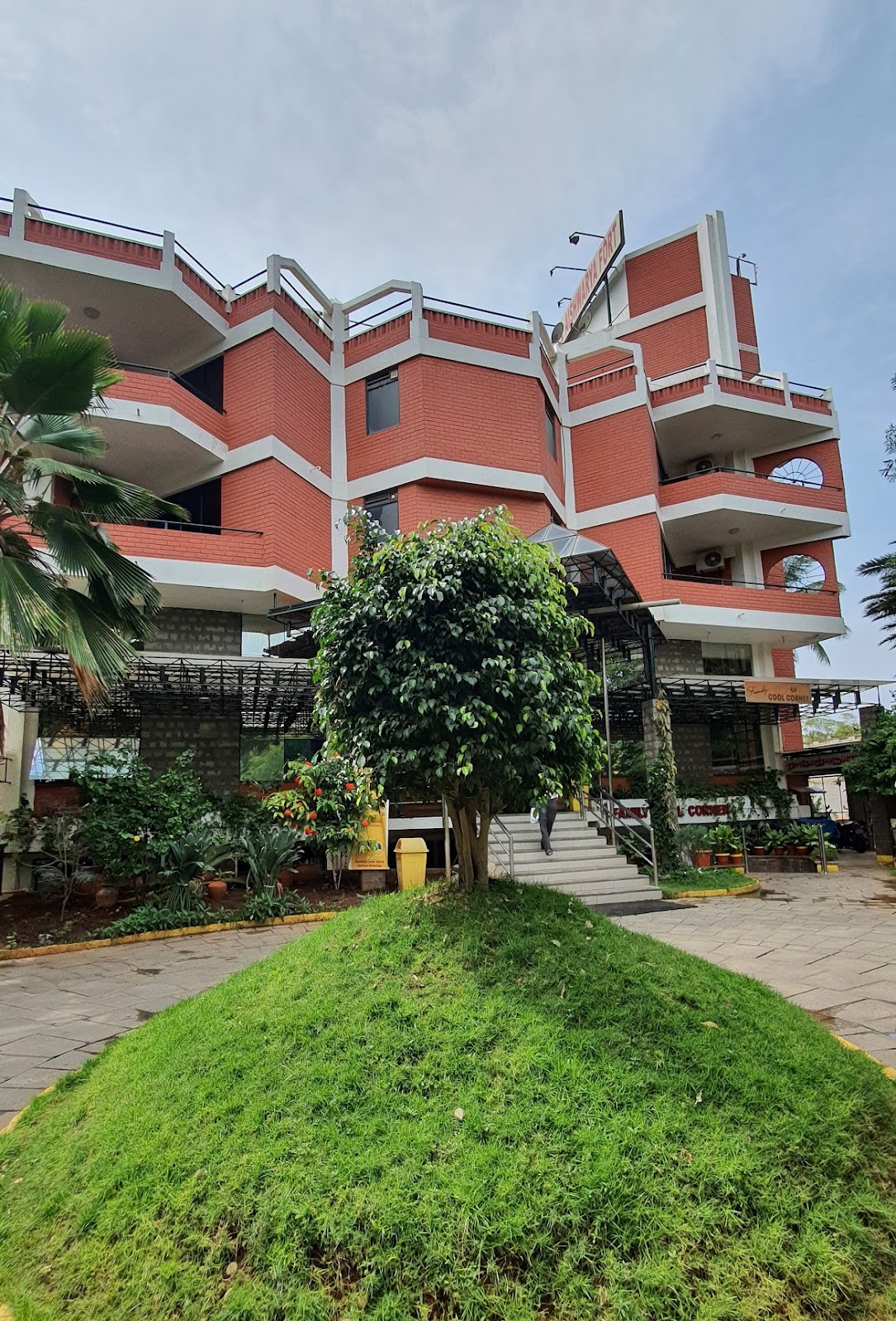Hotel Aishwarya Fort
