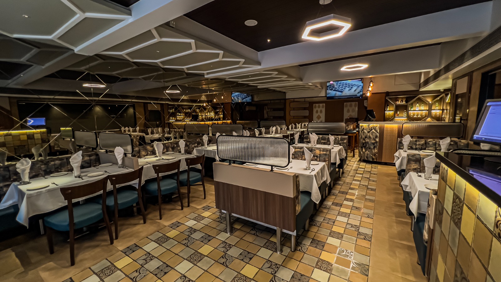 Navaratna Kitchen & Bar