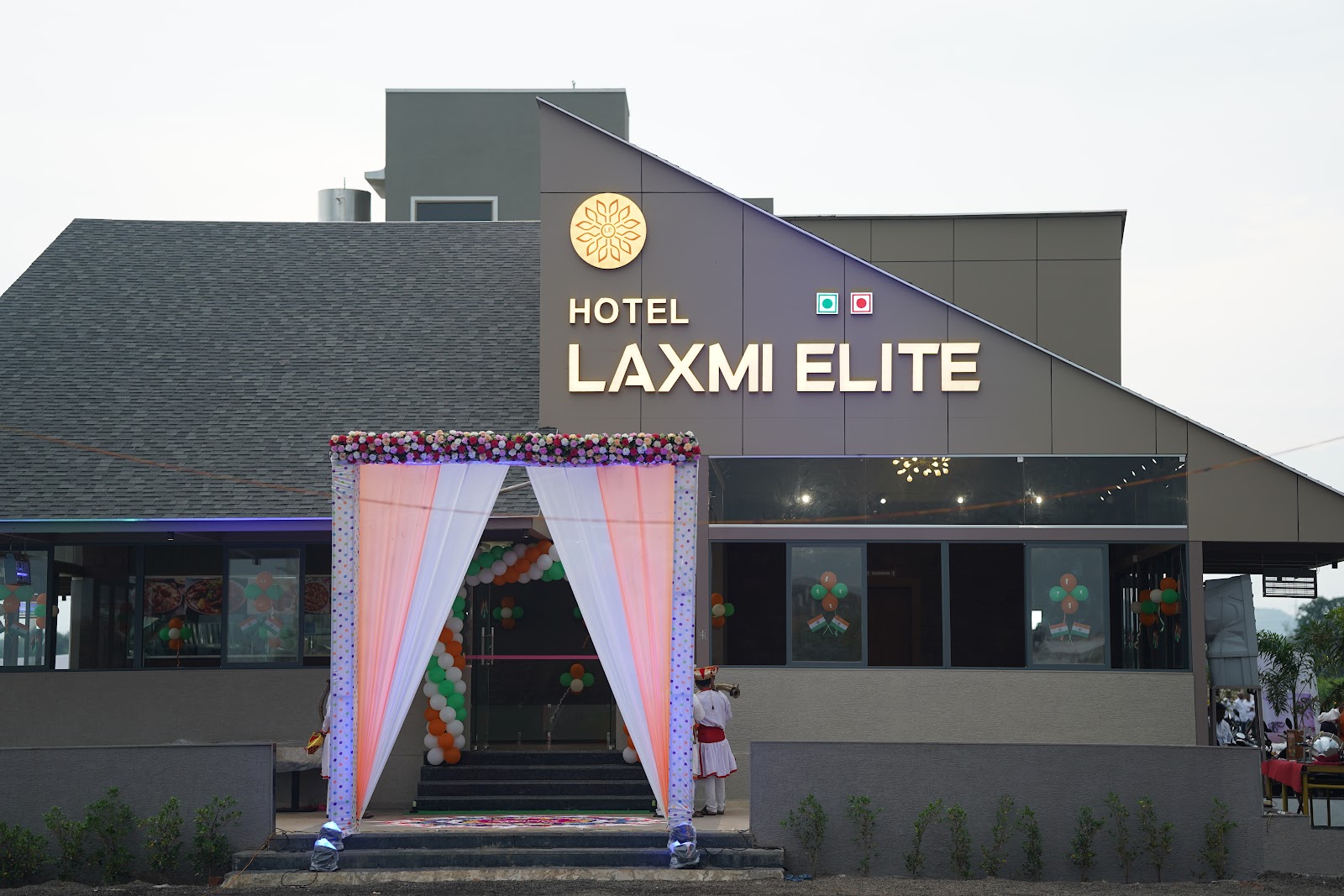 Hotel Laxmi Elite Restaurant Karad