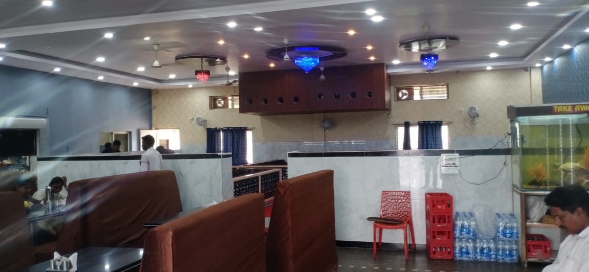 Royal Bawarchi Family Restaurant