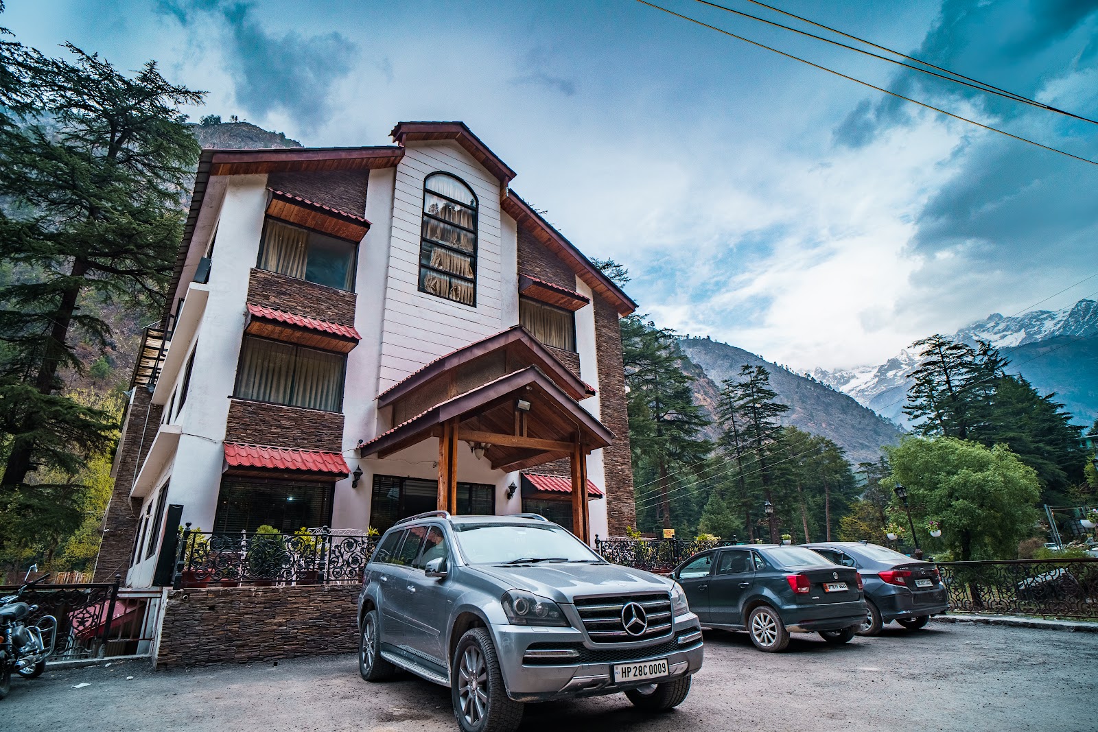 Hotel Sandhya, Kasol-Best Hotels/Luxury Hotels/Hotels in parvati