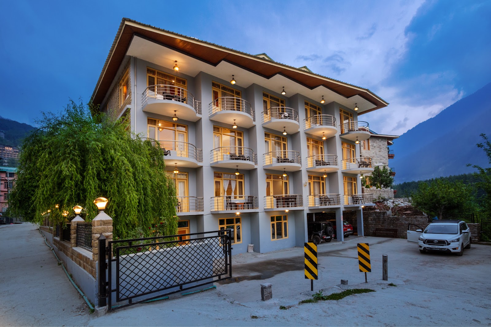 The Himalayan Paradise By SVH