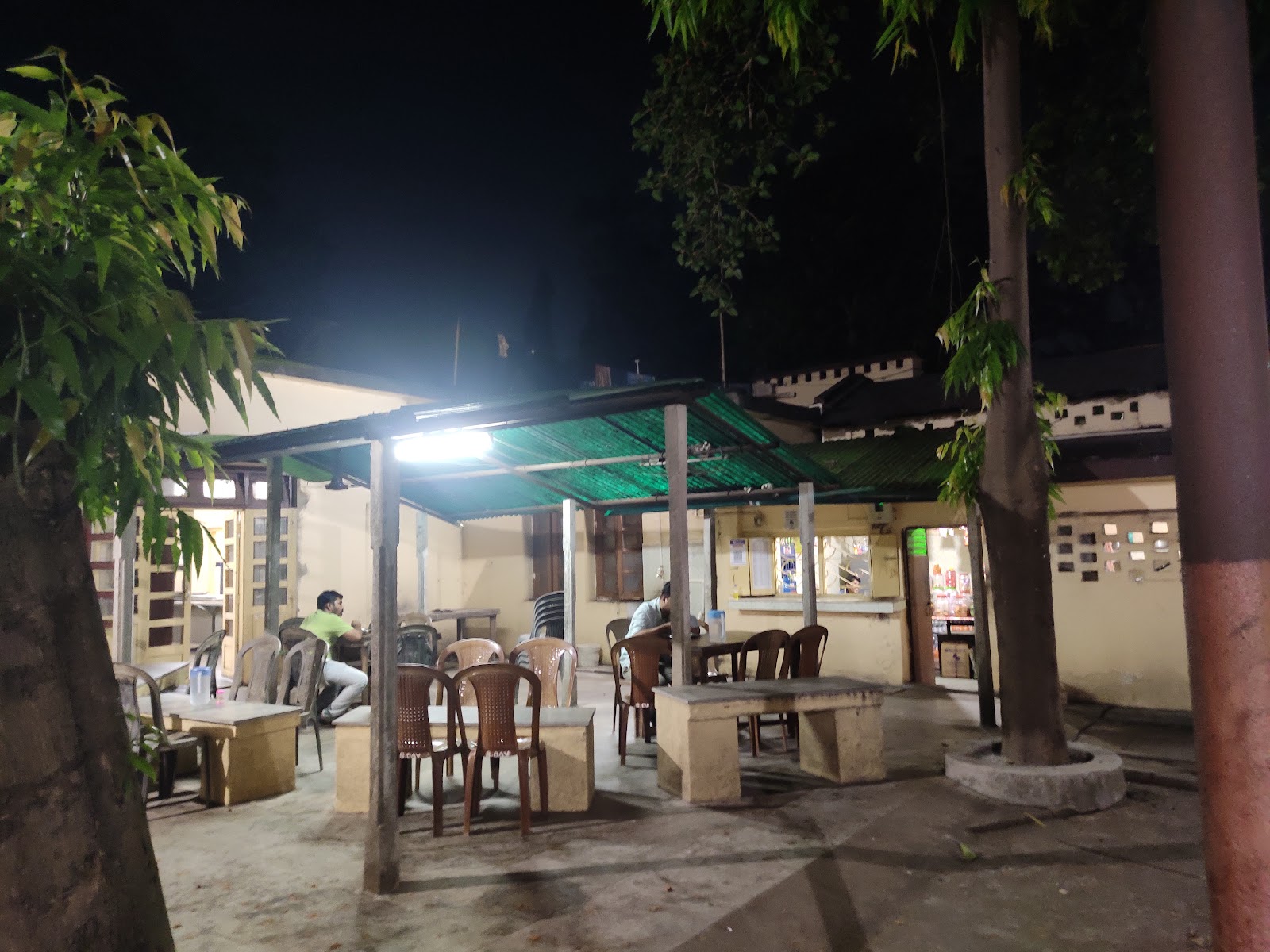 Swadesh Da's Canteen