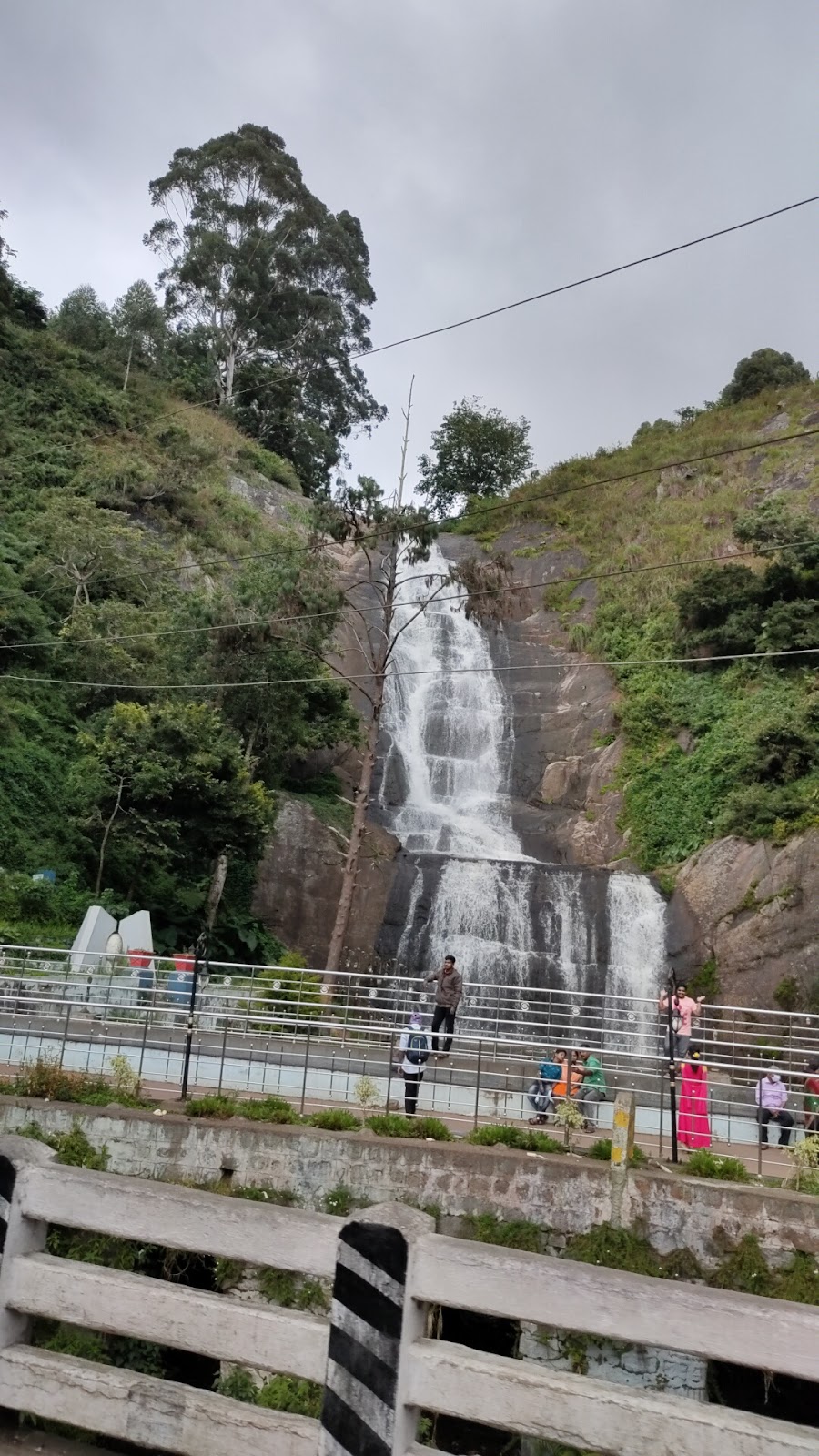 Silver Cascade Falls Road