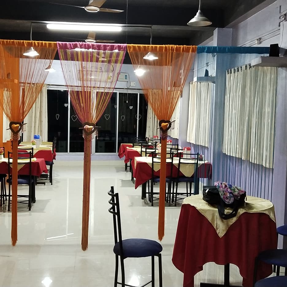 FOOD PLAZA RESTAURANT
