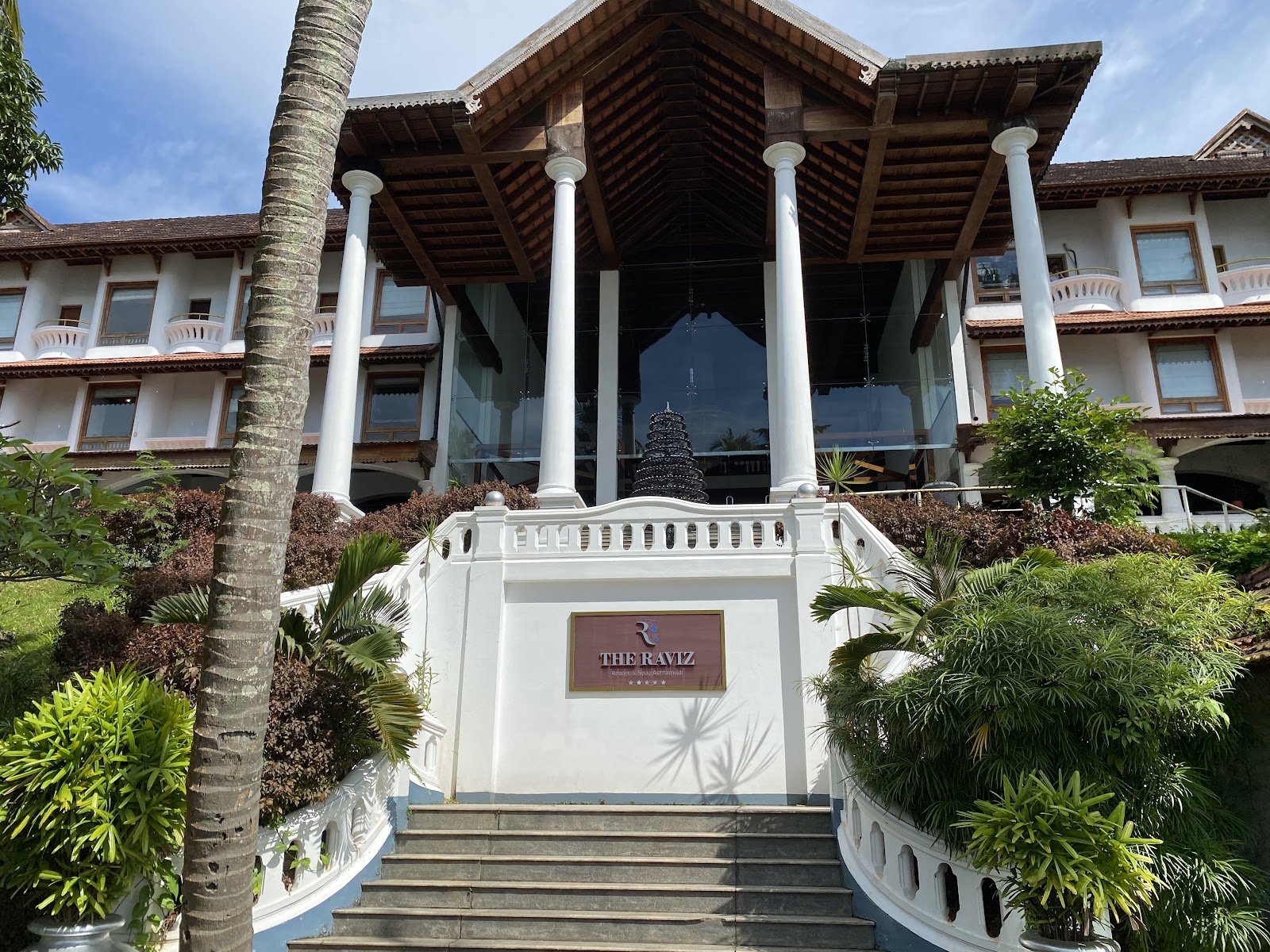 The Leela Ashtamudi A Raviz Hotel