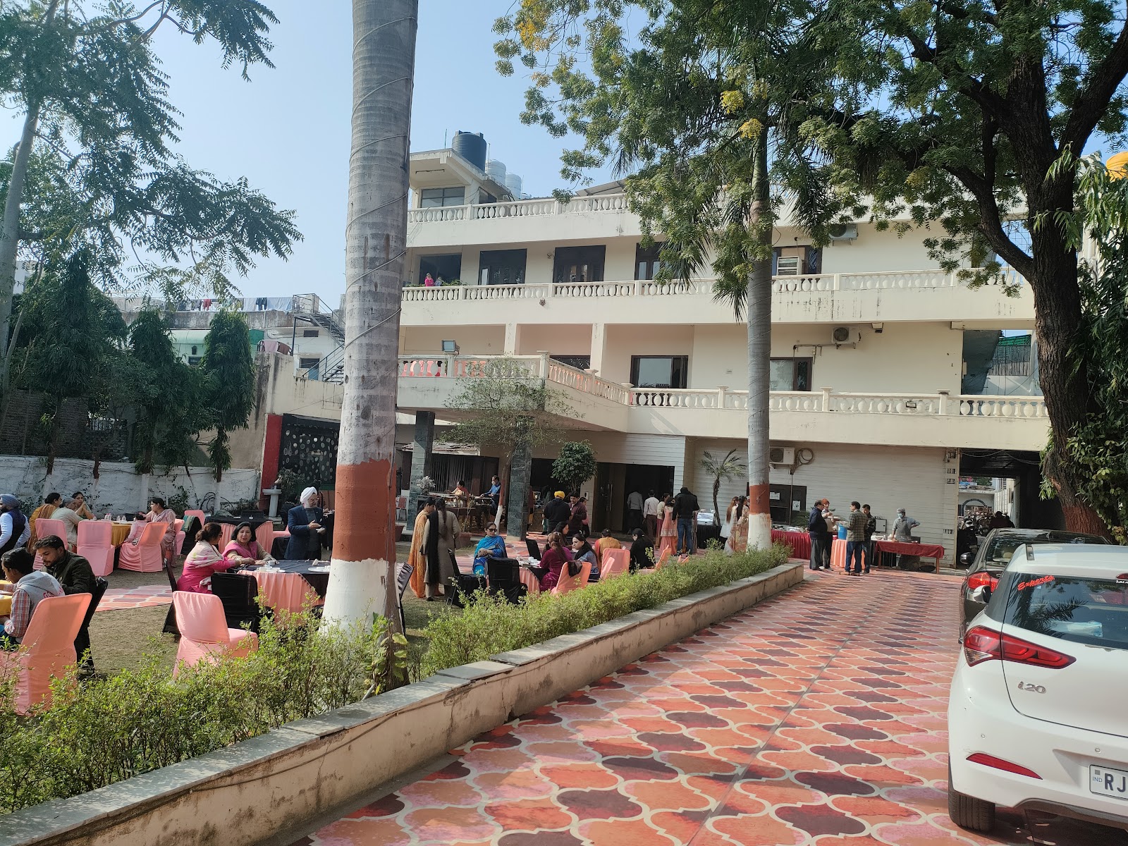 Hotel Surpin Palace