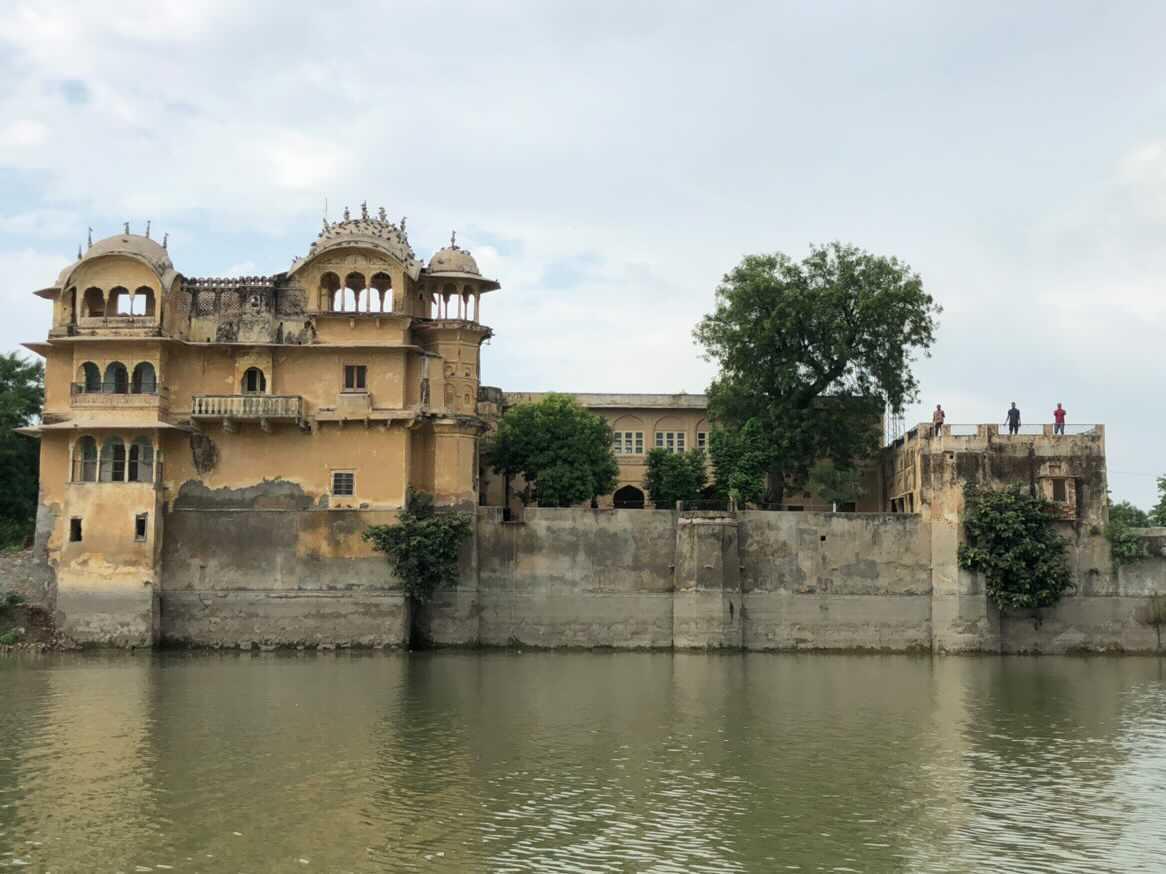 Nagar Fort