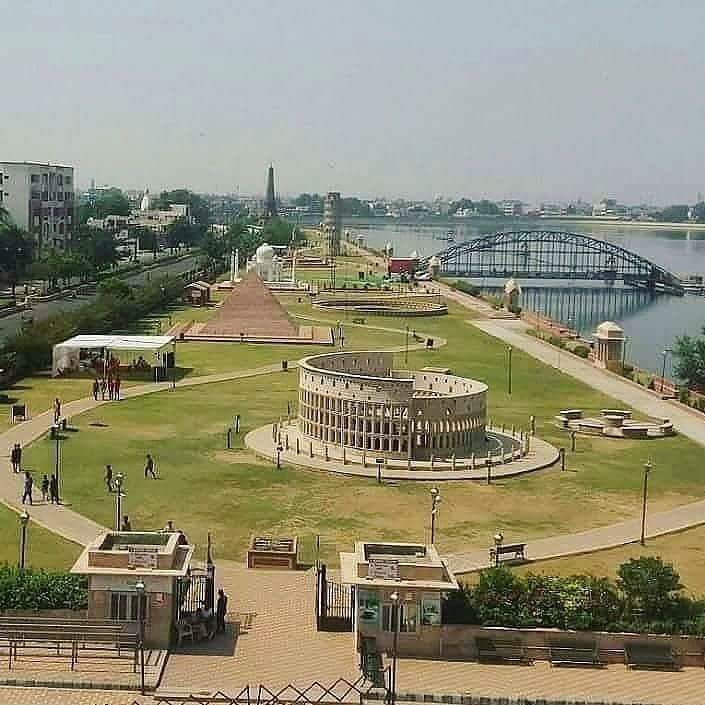 Seven Wonders Park