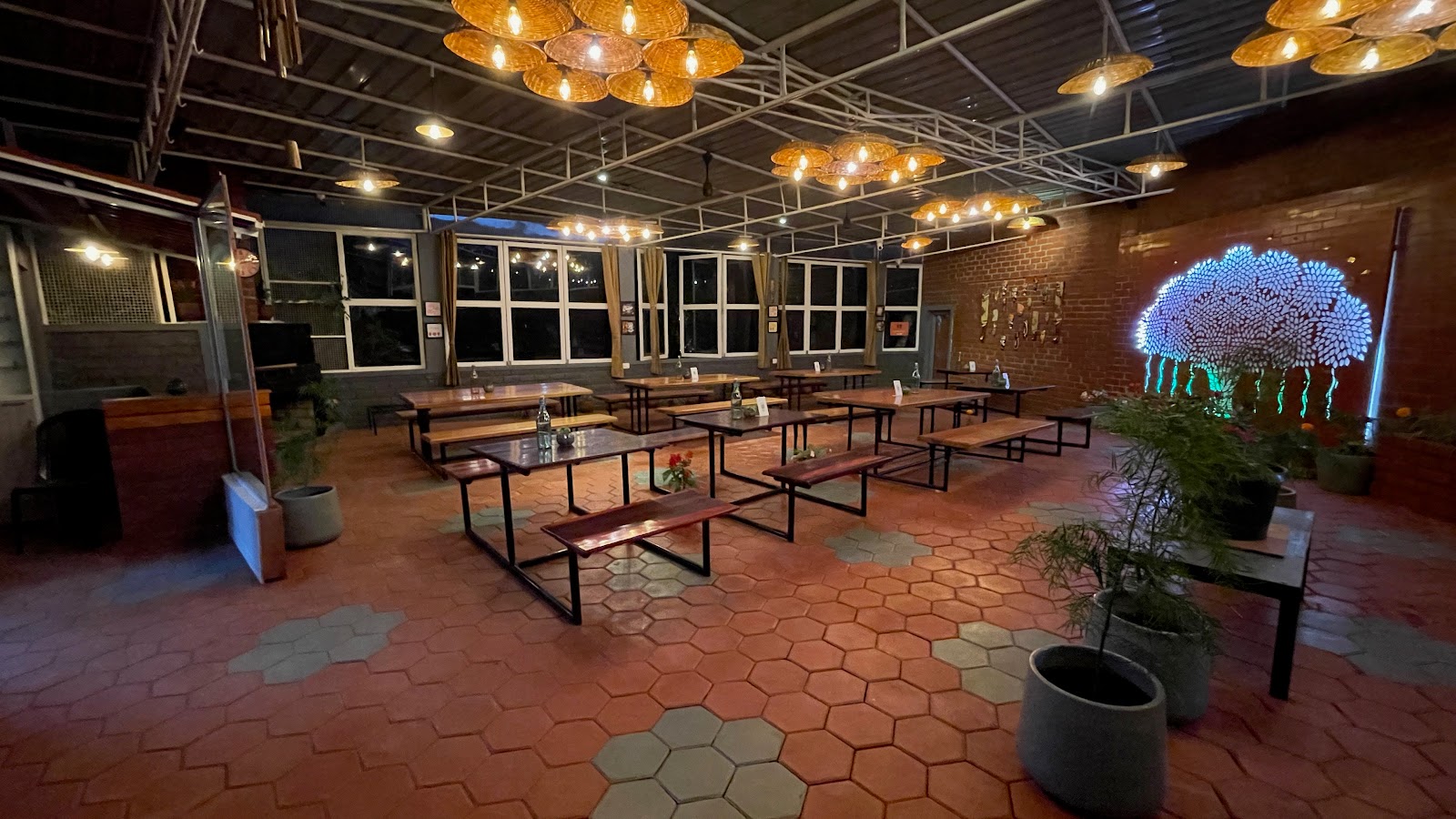 The Hobbit Garden Restaurant