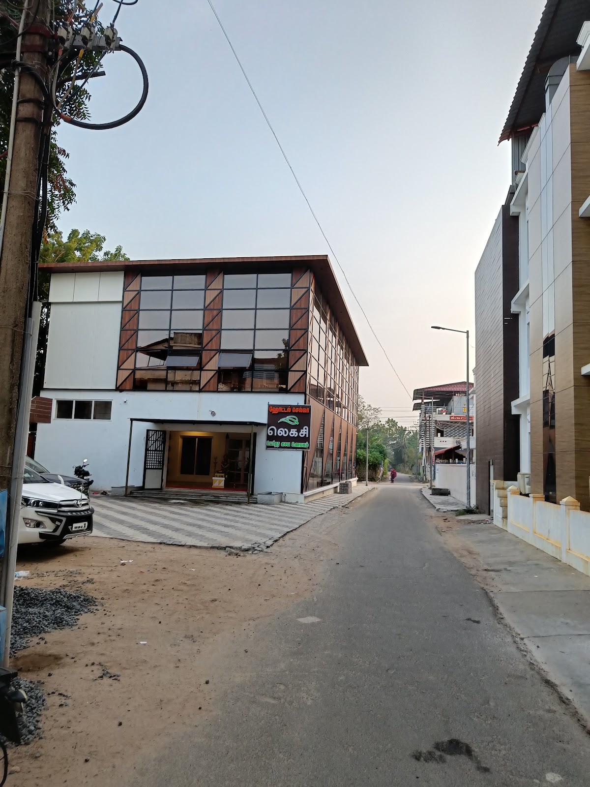 Hotel Chella Residency