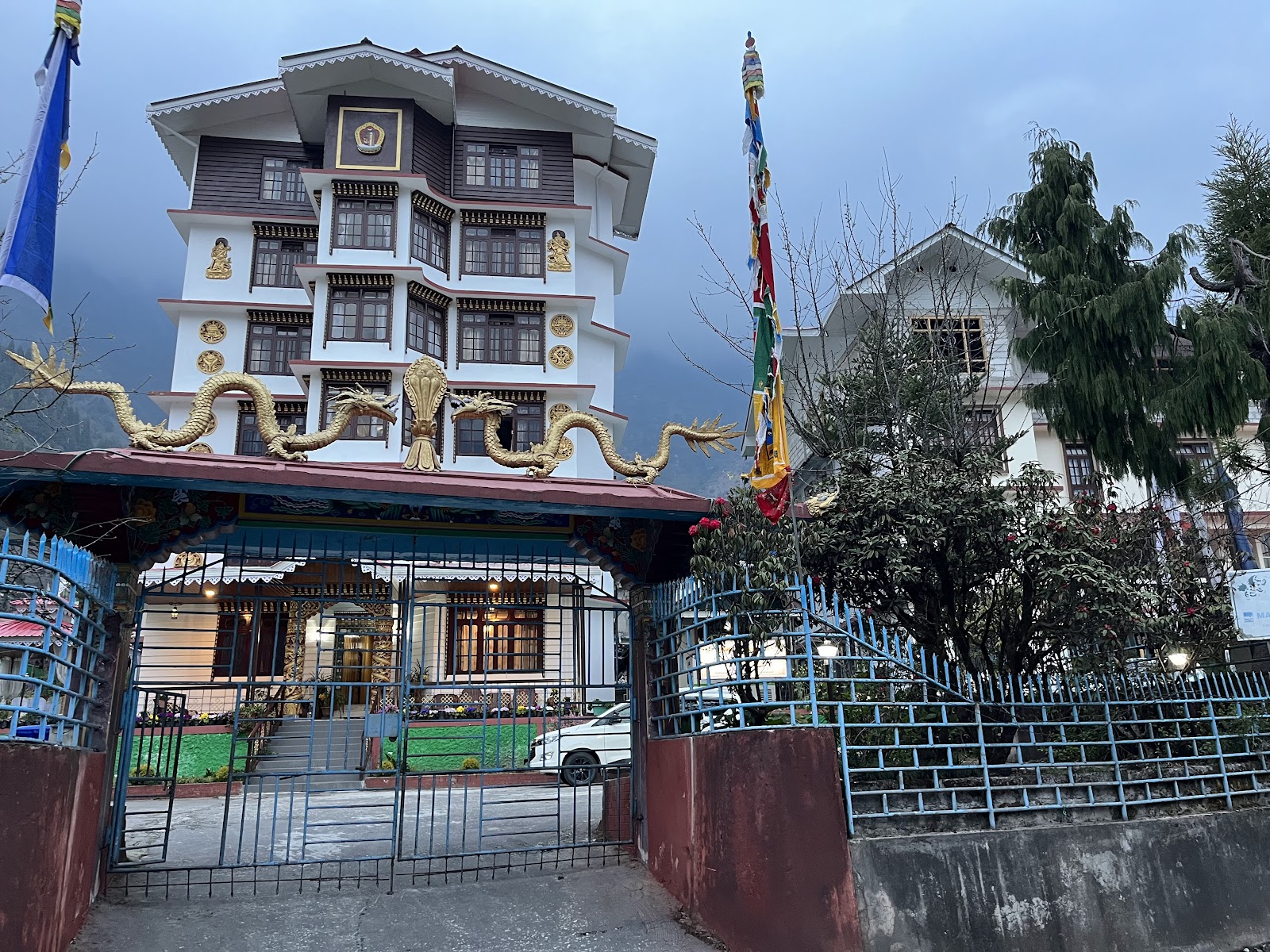Snowlion Mountain Resort