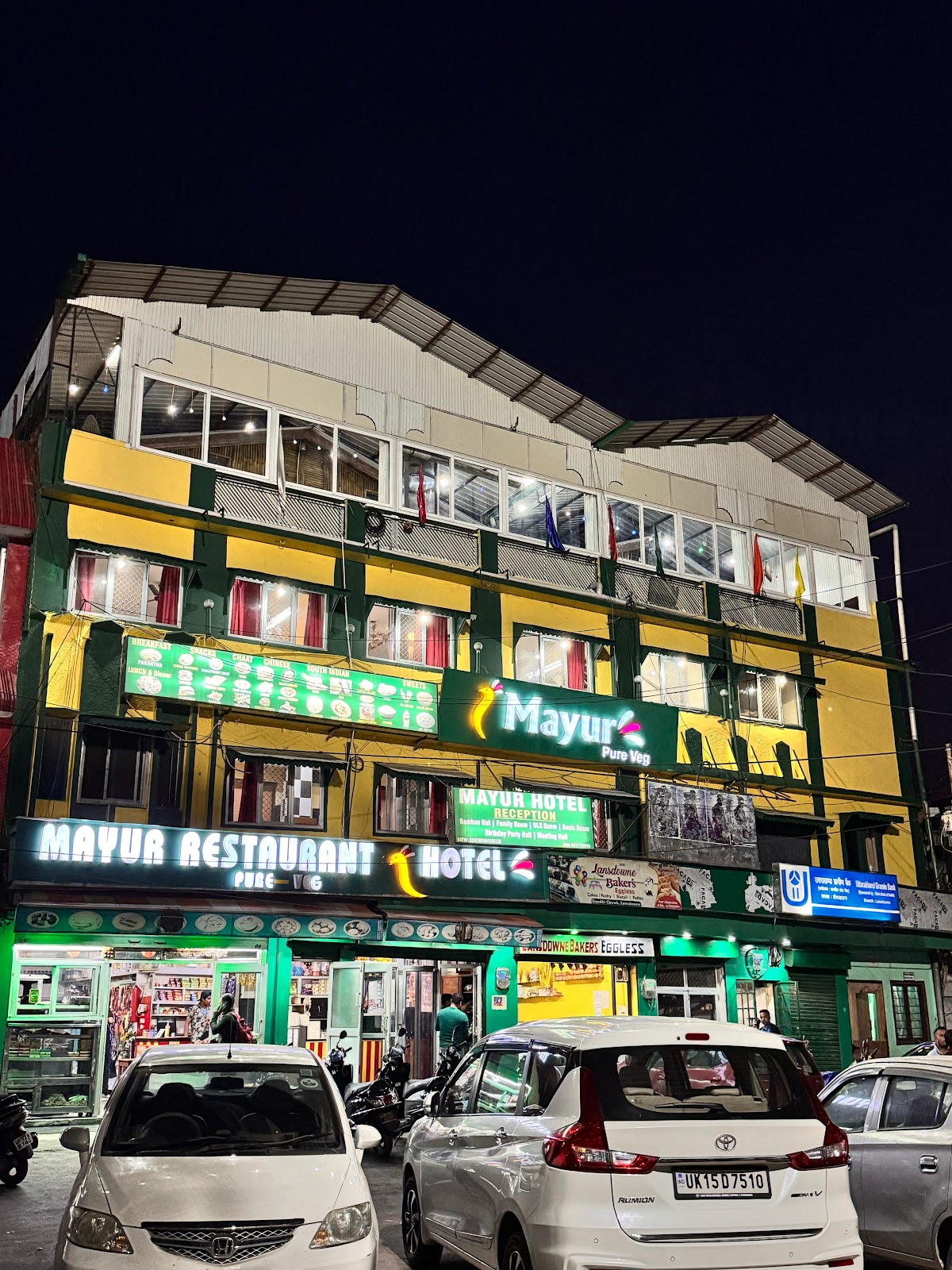 Mayur Hotel And Restaurant