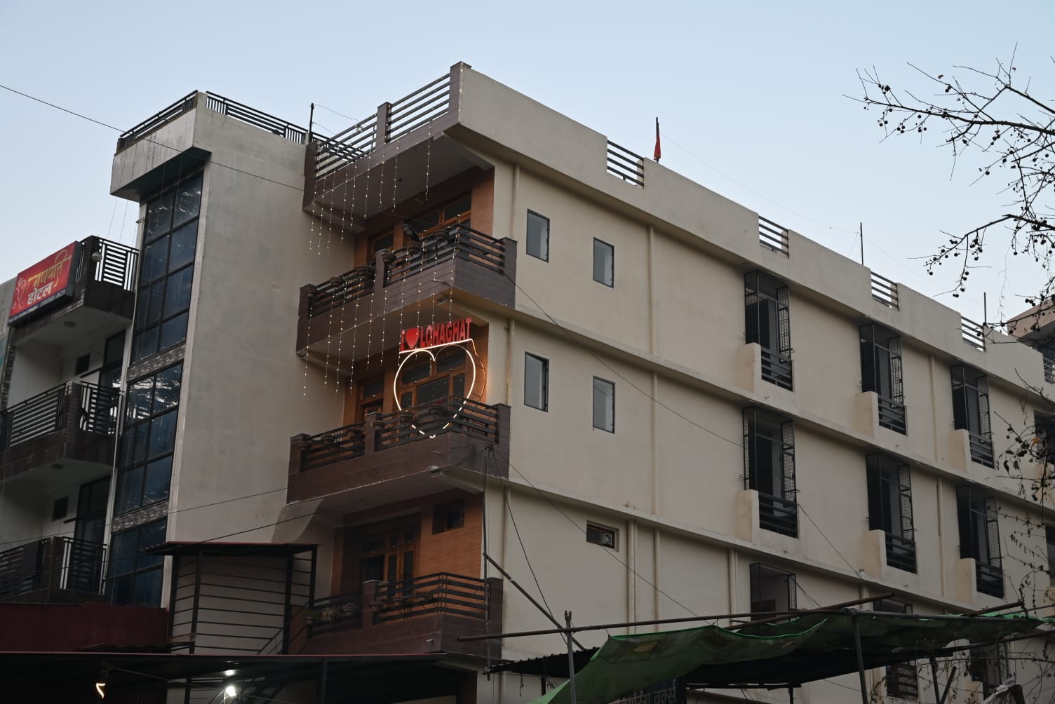 Hotel Lohaghat Regency