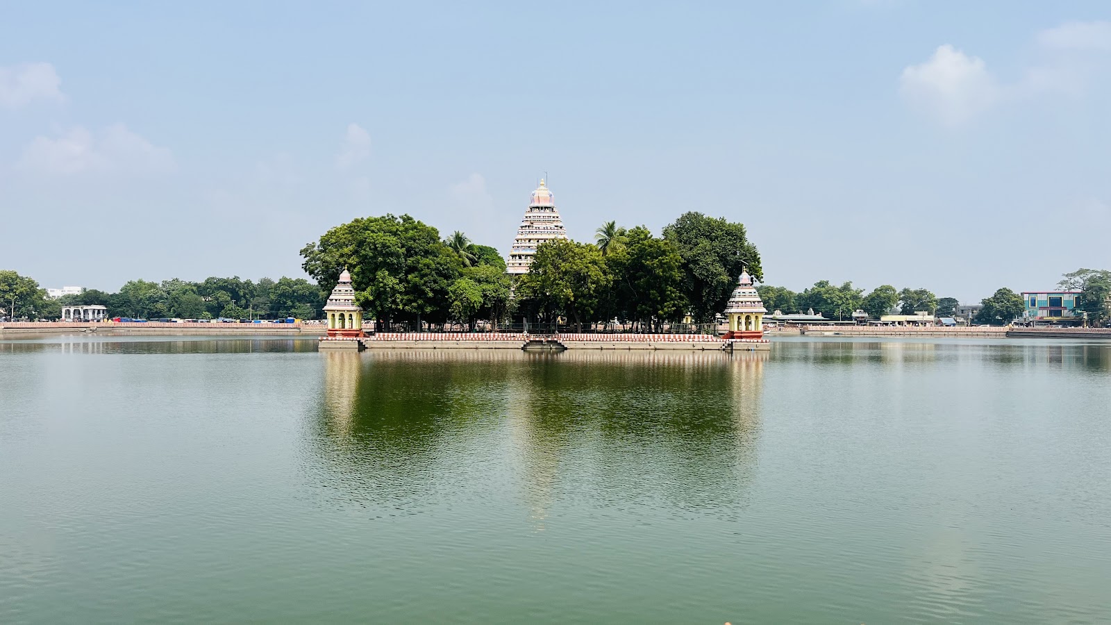 Vandiyur Maariamman Kovil Theppakulam -Madurai