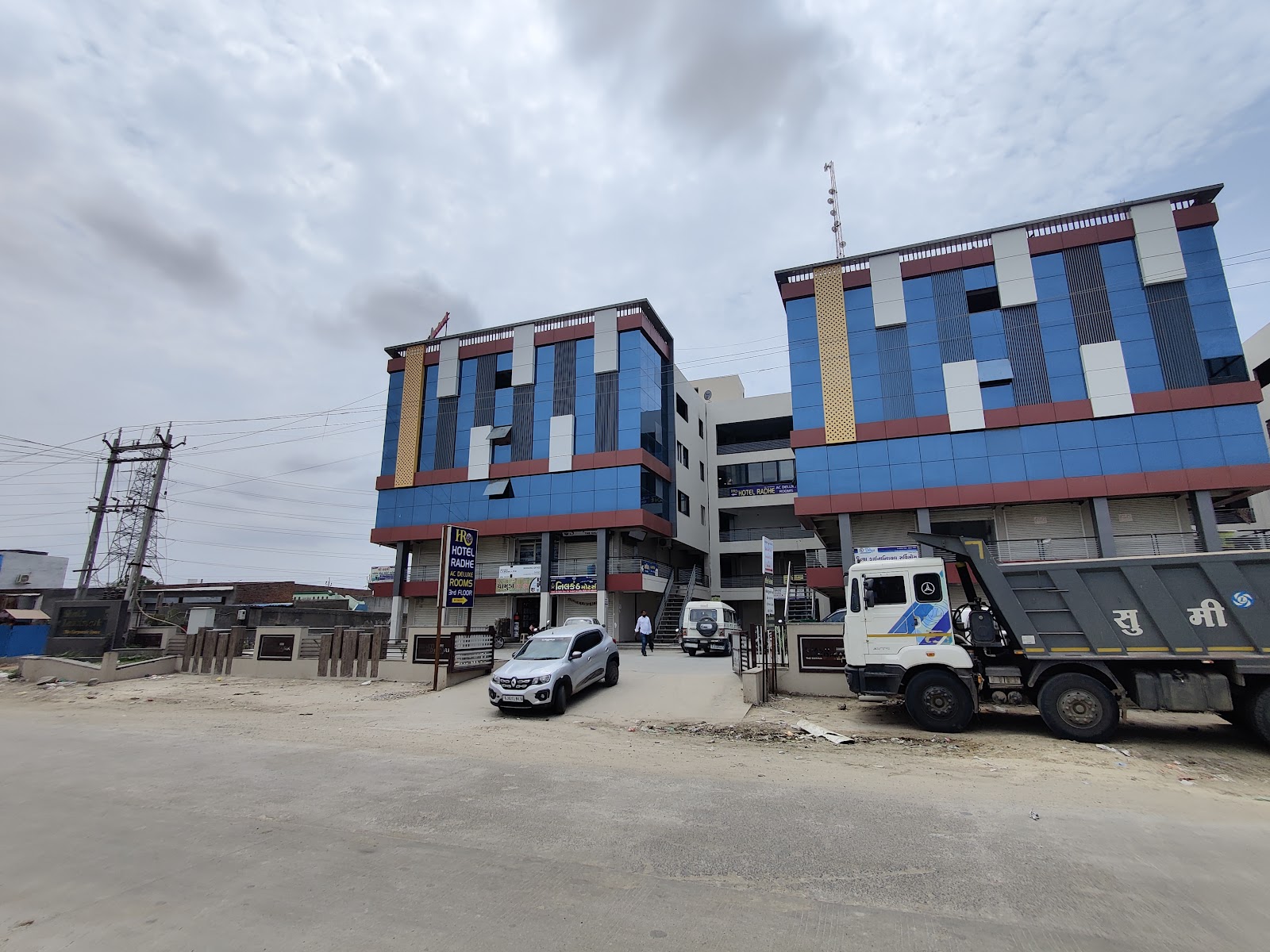 Hotel Radhe