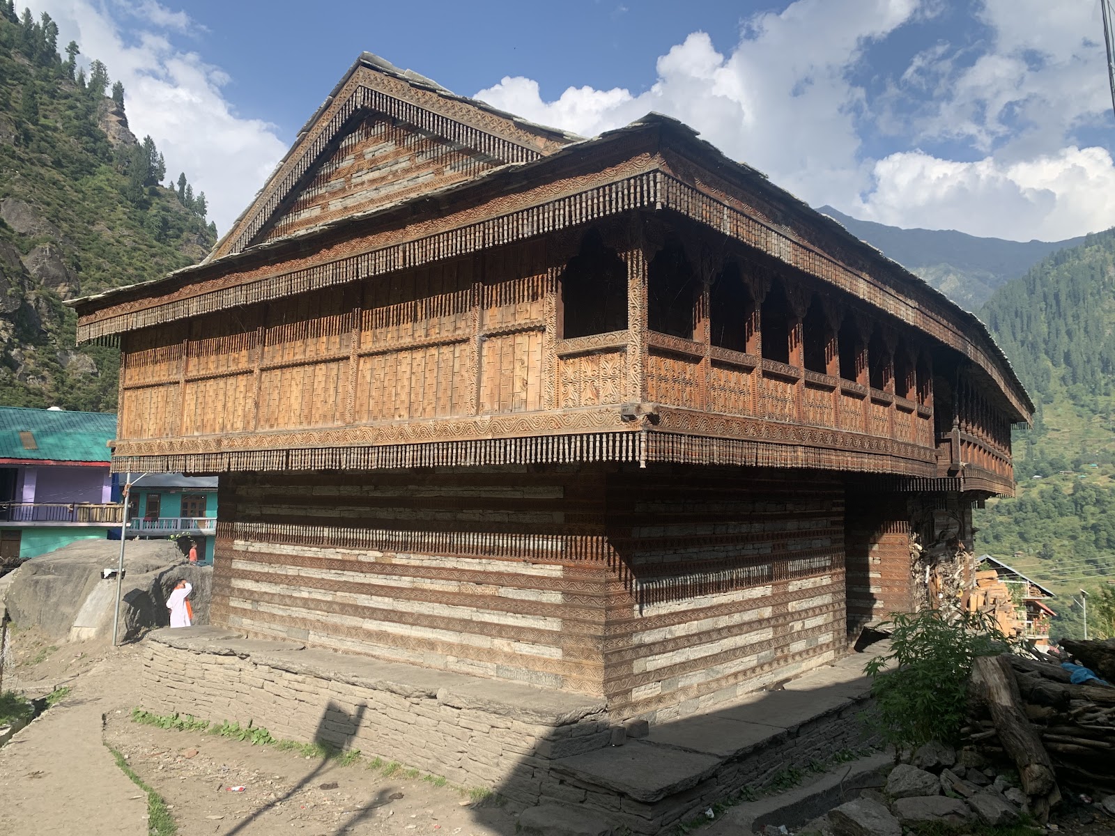 Jamlu Rishi Temple