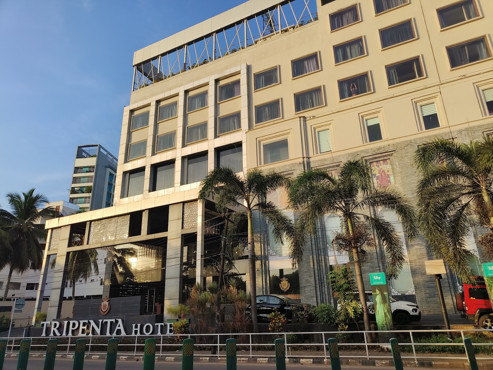 KPM TRIPENTA HOTEL