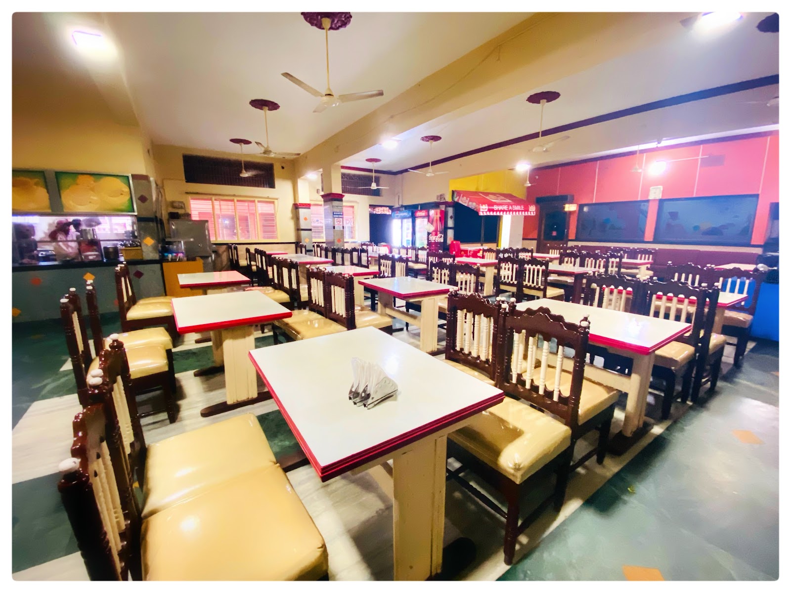 Hotel Janatha Deluxe Pathumudi Soudha