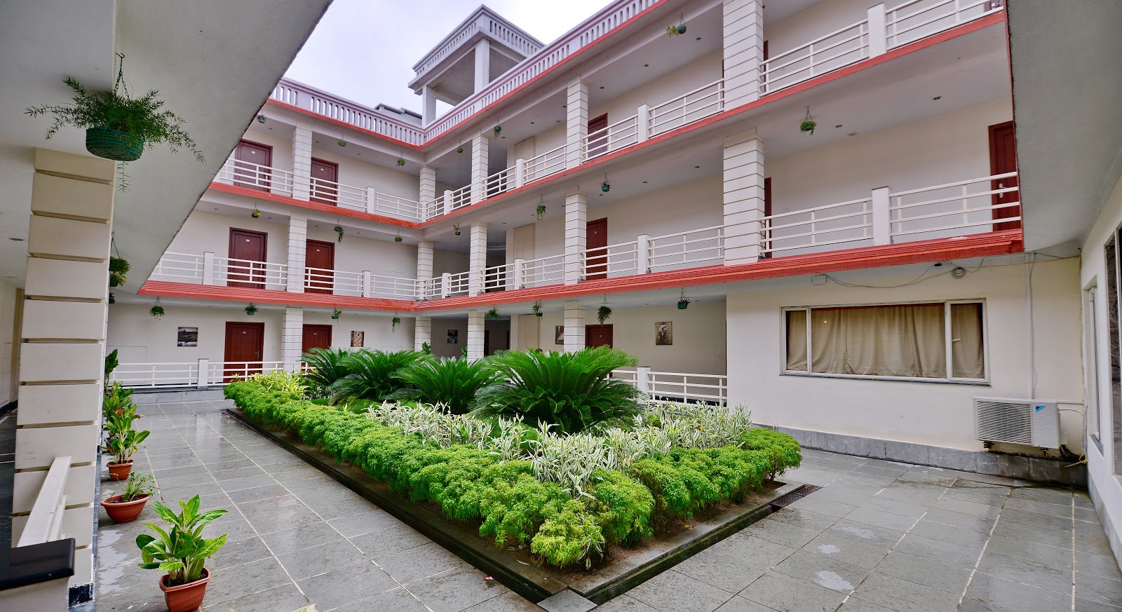 Victoria Beach Resort