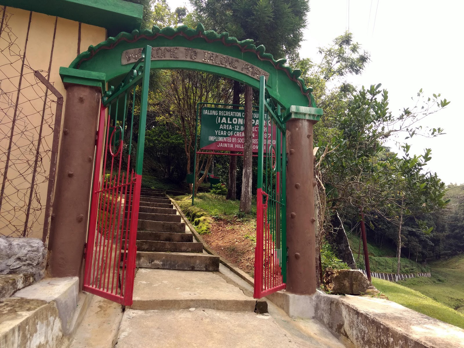 Ialong Park