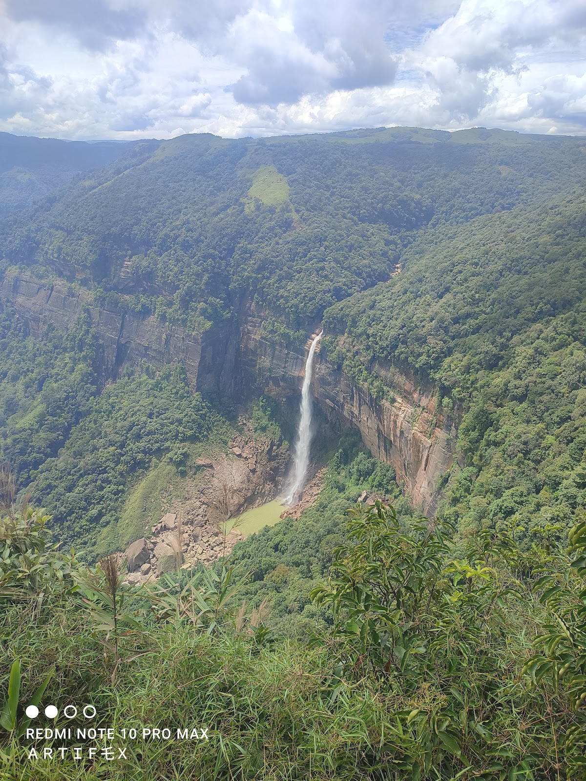 Nohkalikai waterfalls Top