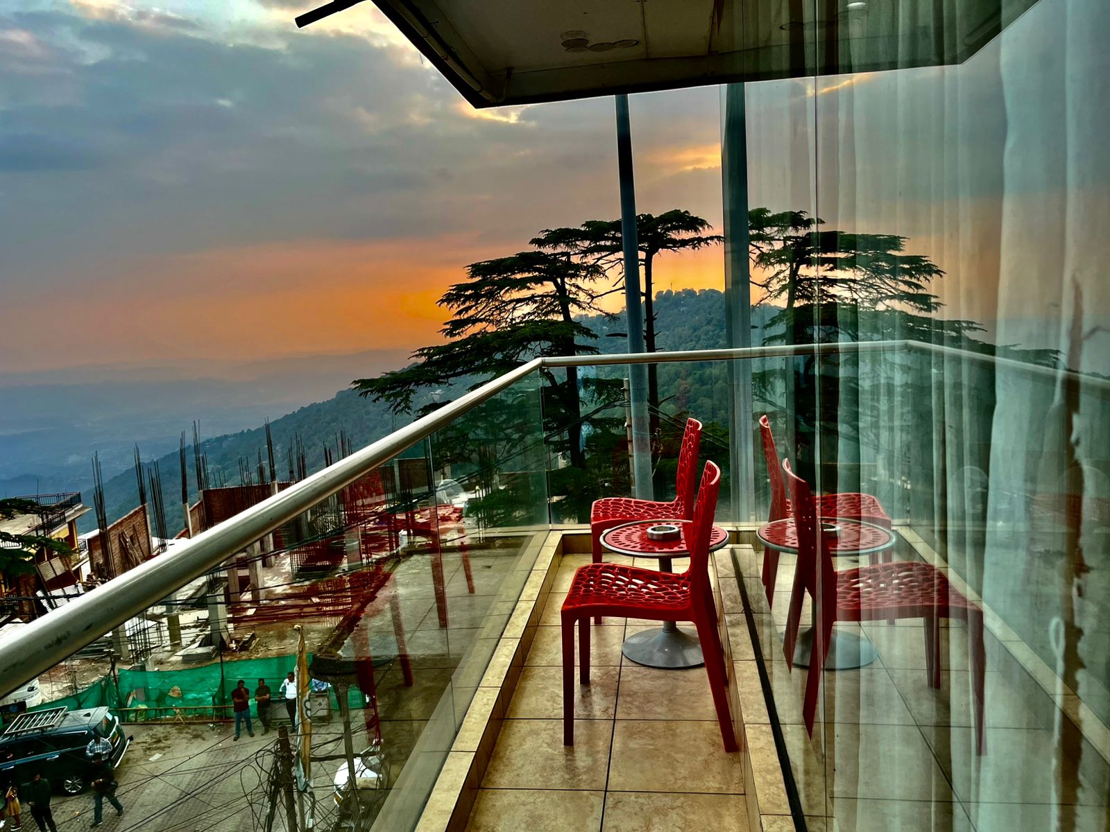 Hotel Asian Plaza - Mcleodganj