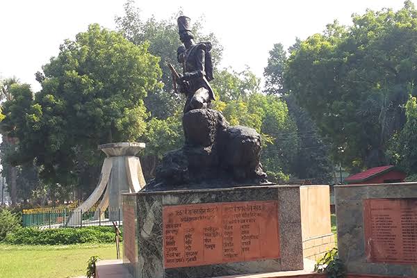 Shaheed Smarak