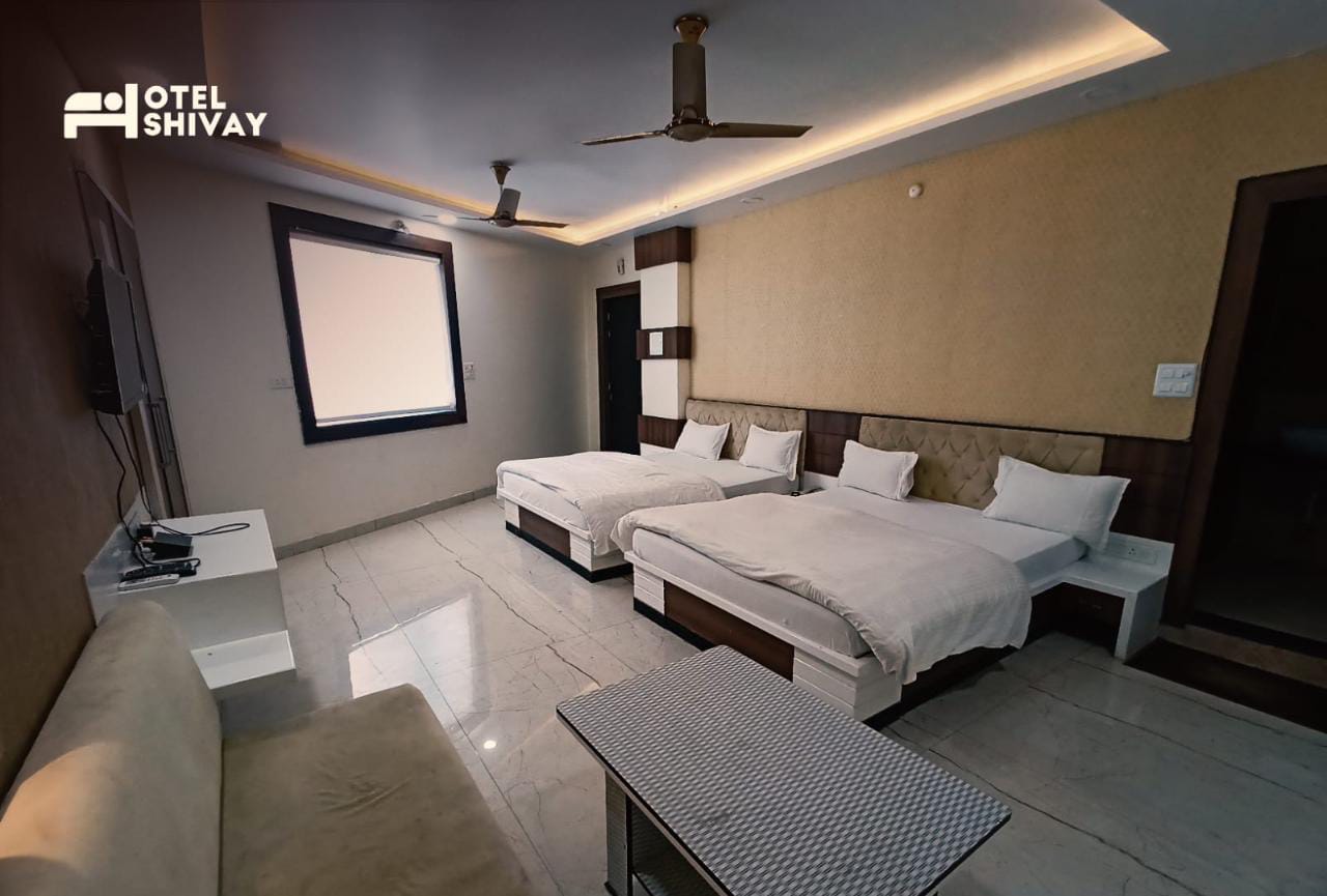 Hotel shivay