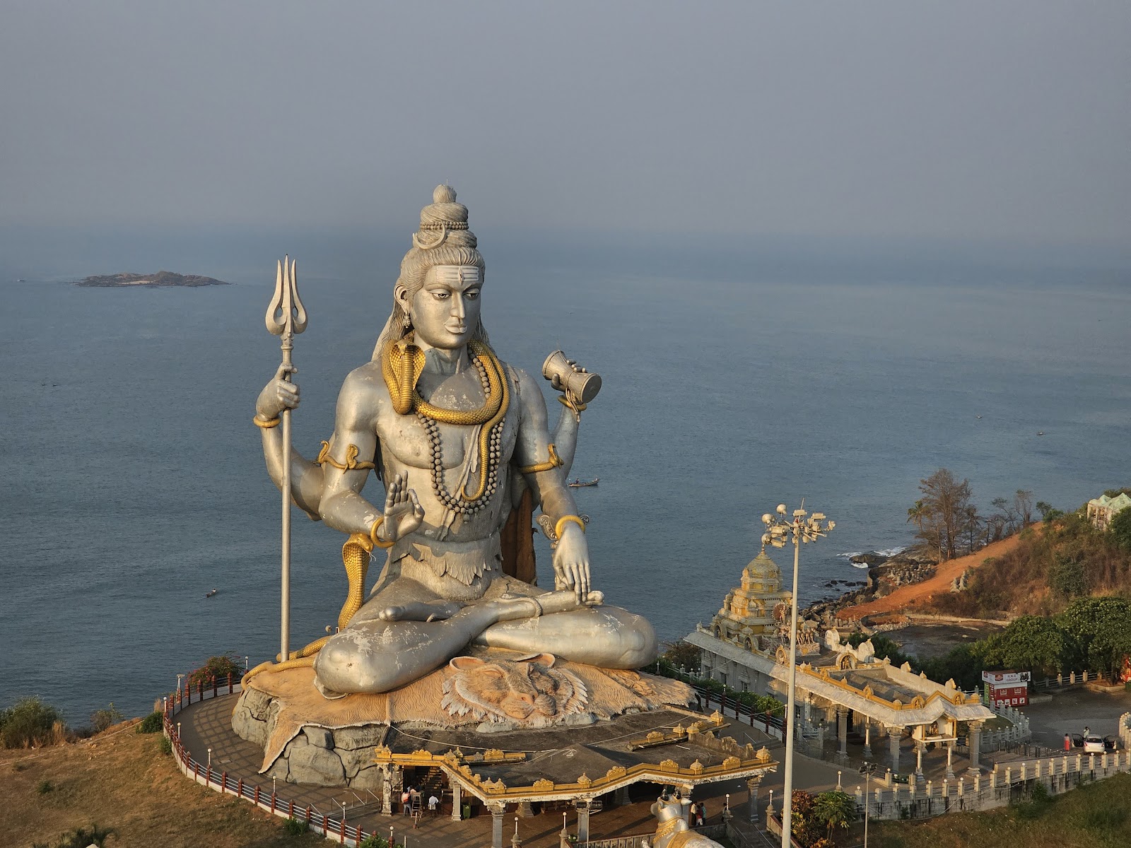 Shri Murudeshwara Shiva Temple