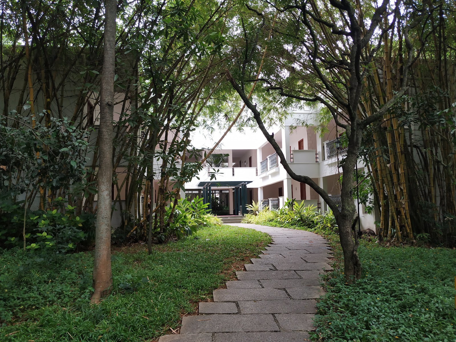 Golden Landmark Resort