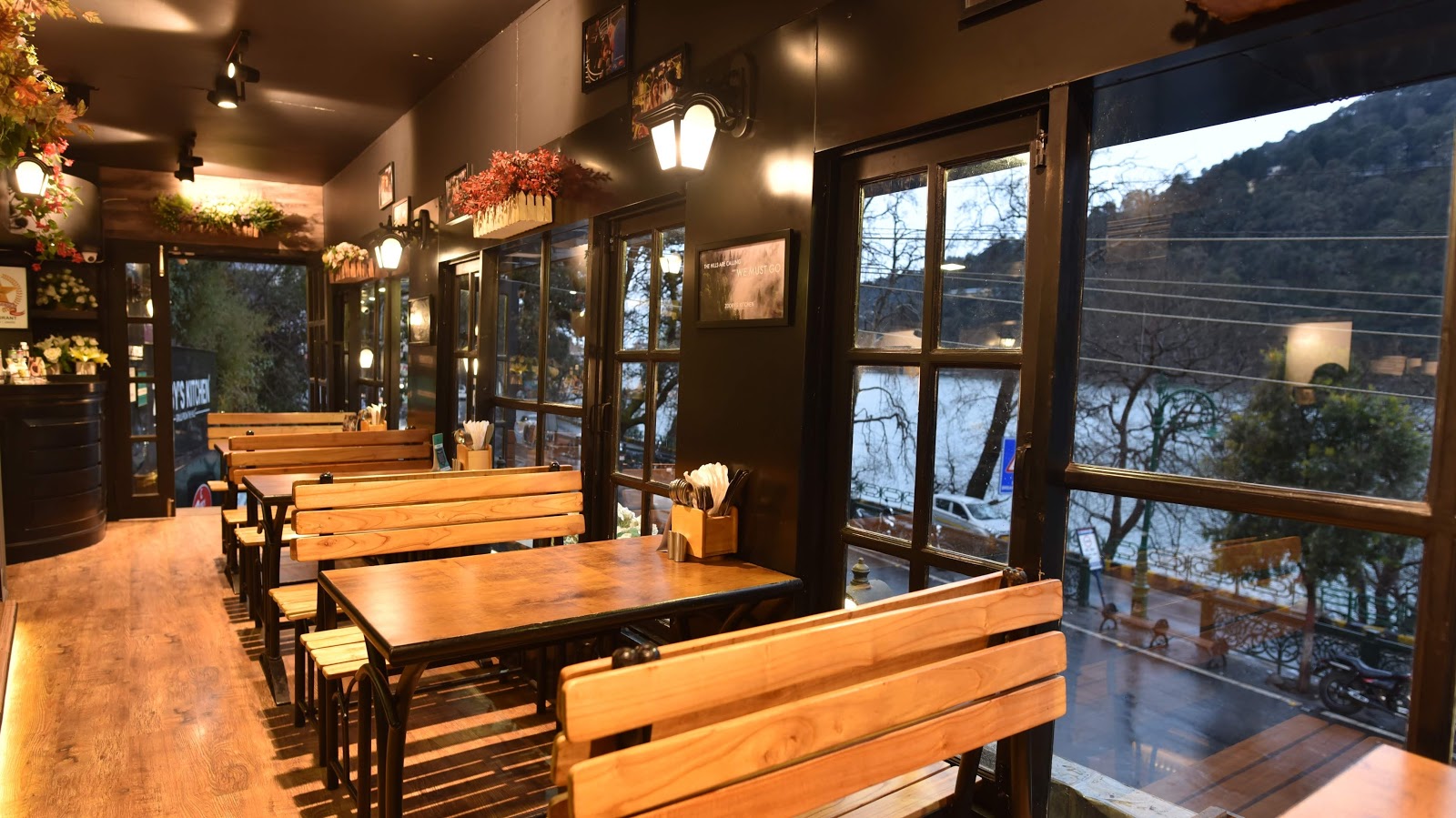 Zooby's Kitchen