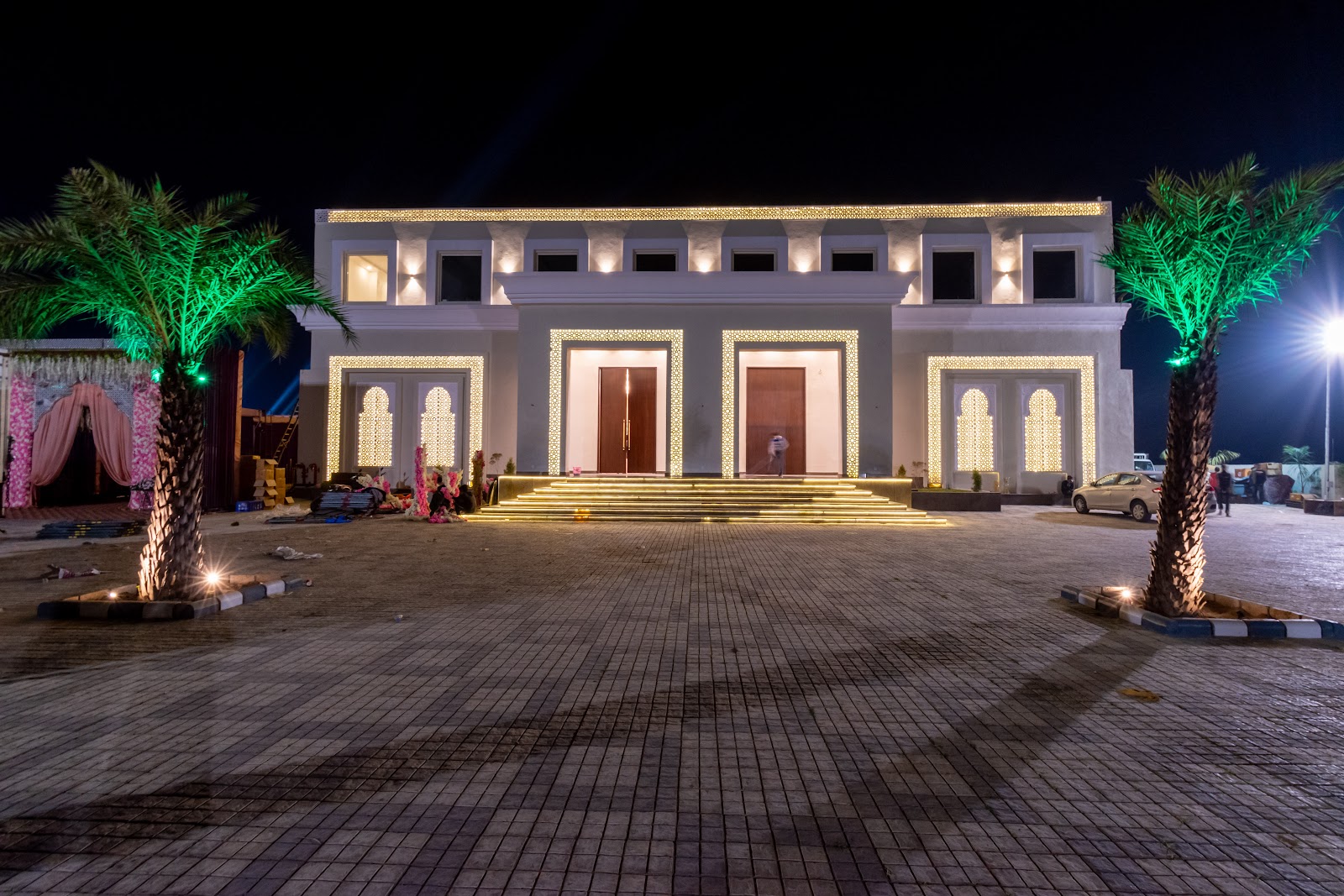 Royal Castle Resort