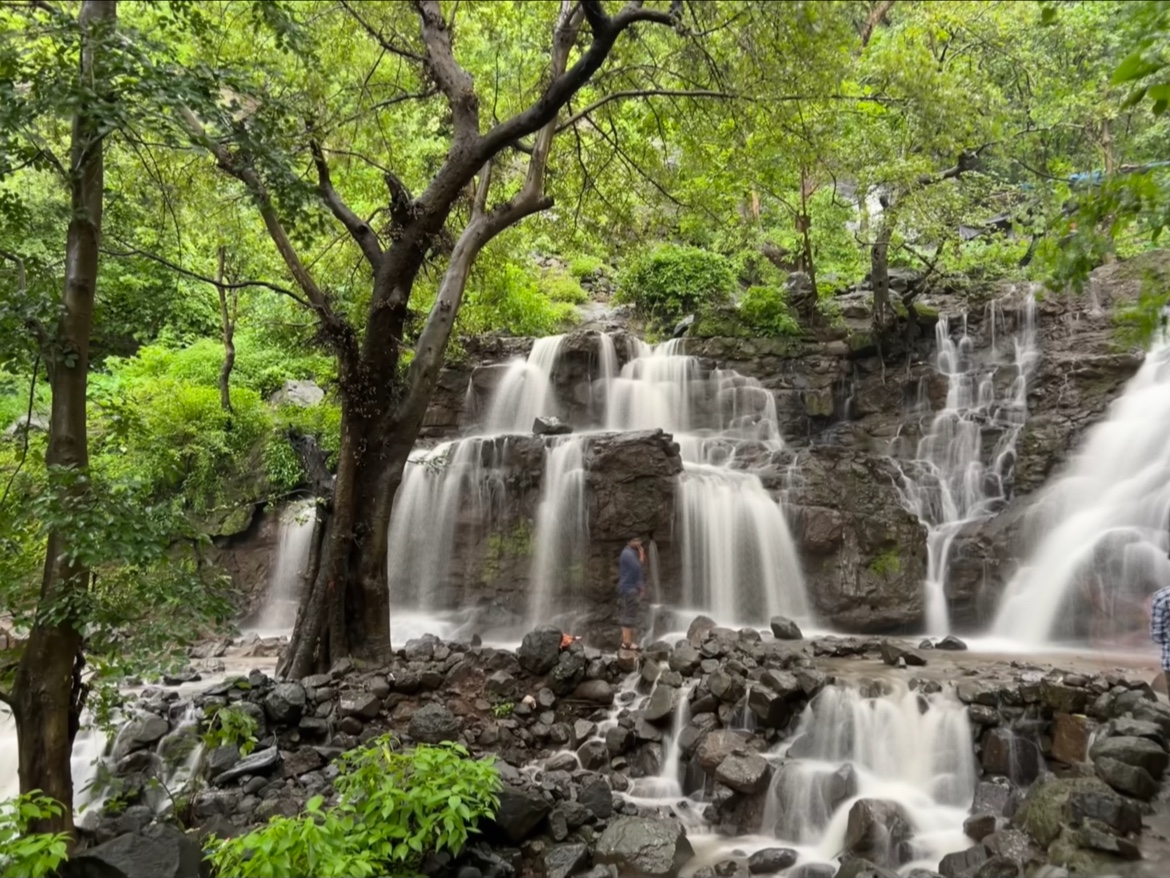 Vangan waterfall (Ankada dhodh)