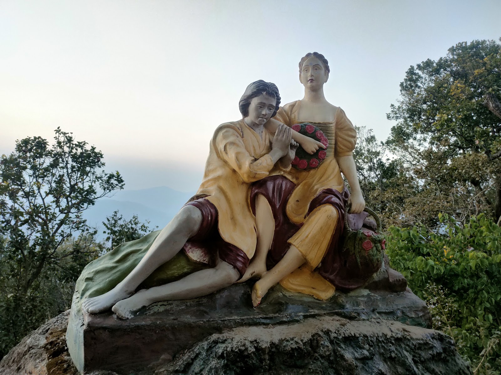 Magnolia, Sunset Point, Netarhat